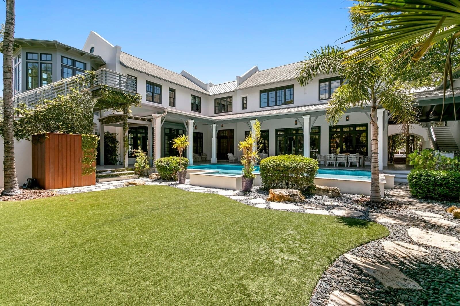 4613 BAYSHORE