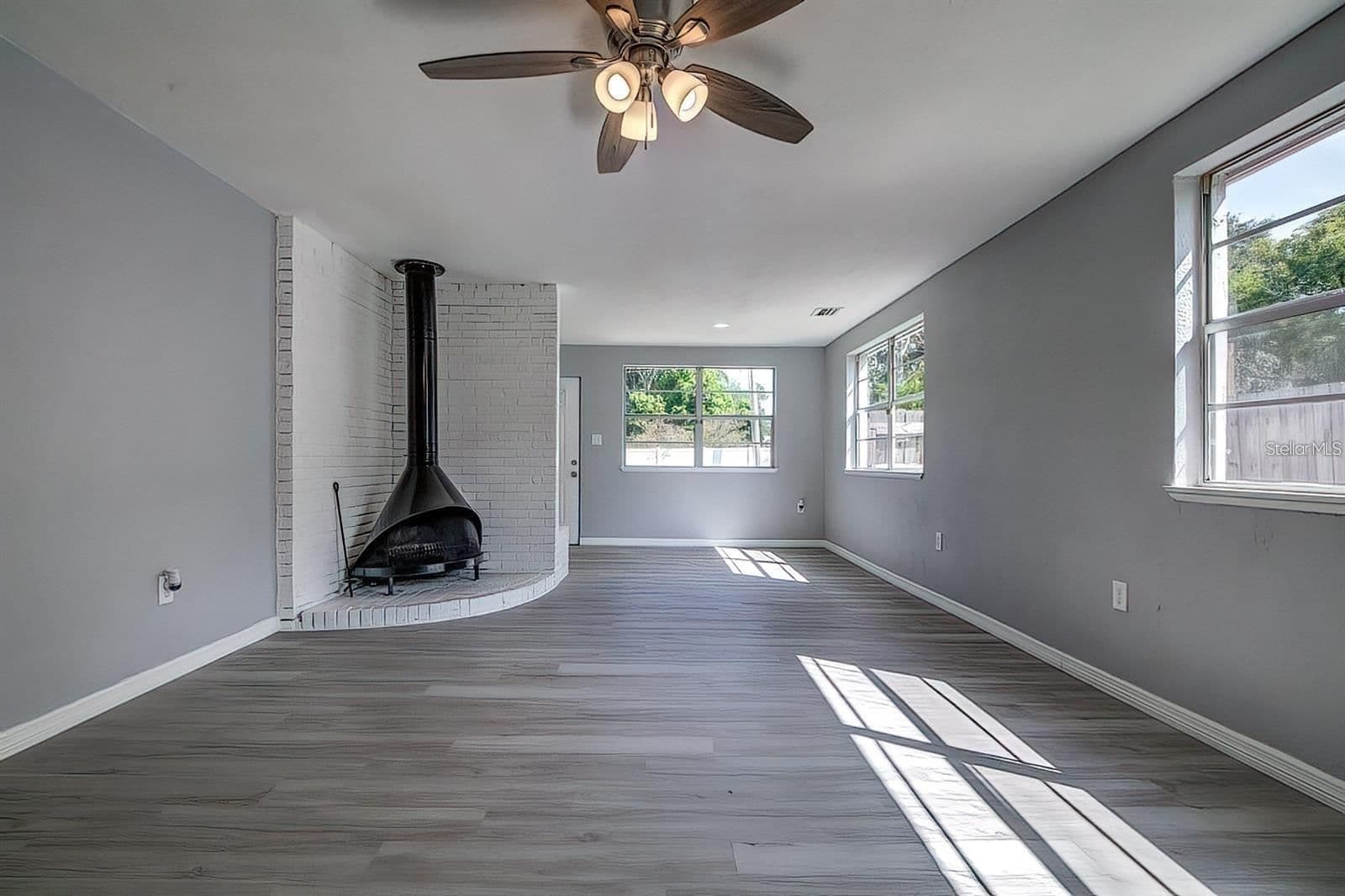 2107 MONTICELLO