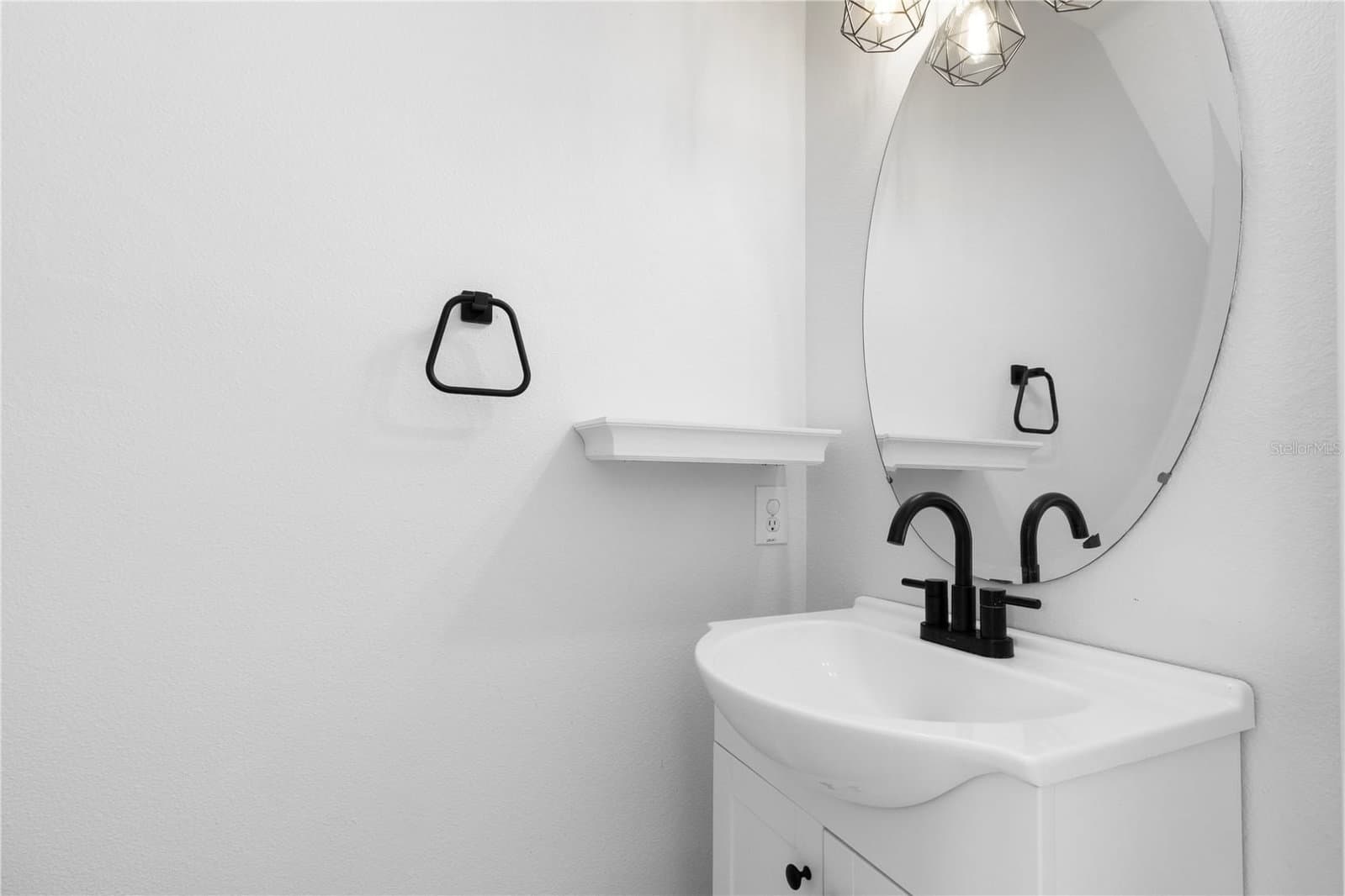 12294 COUNTRY WHITE