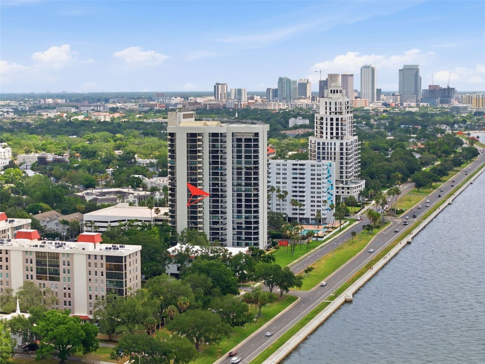 2413 BAYSHORE