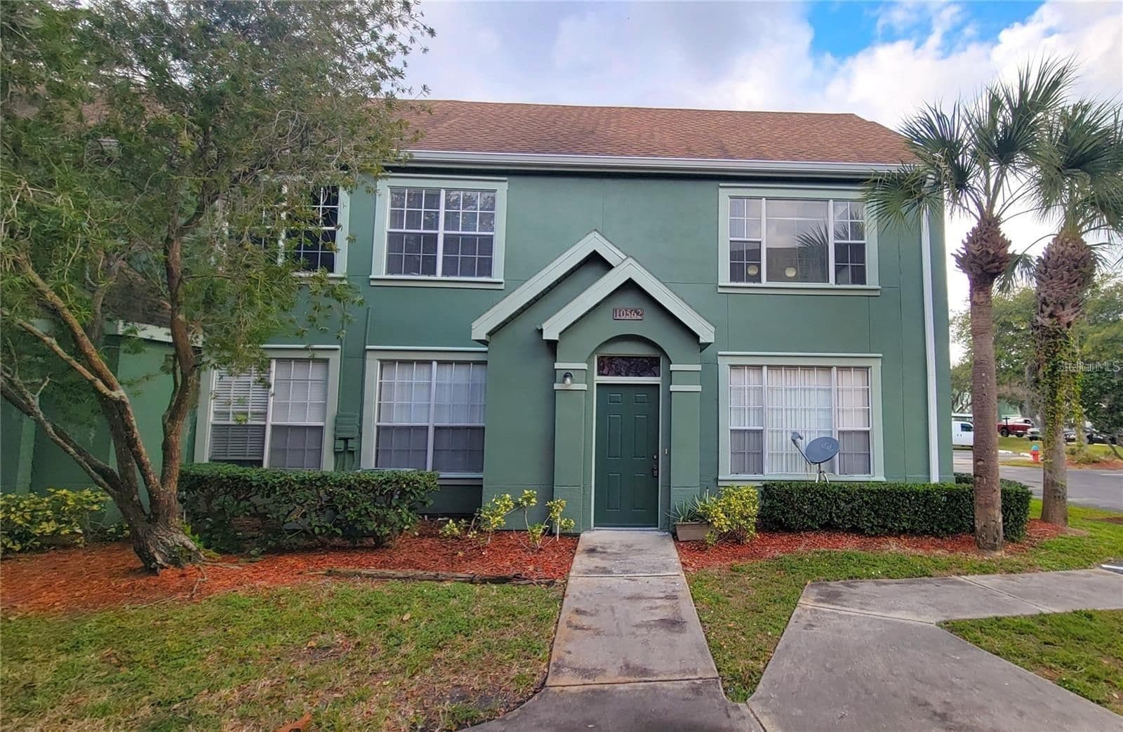 10562 WINDSOR LAKE