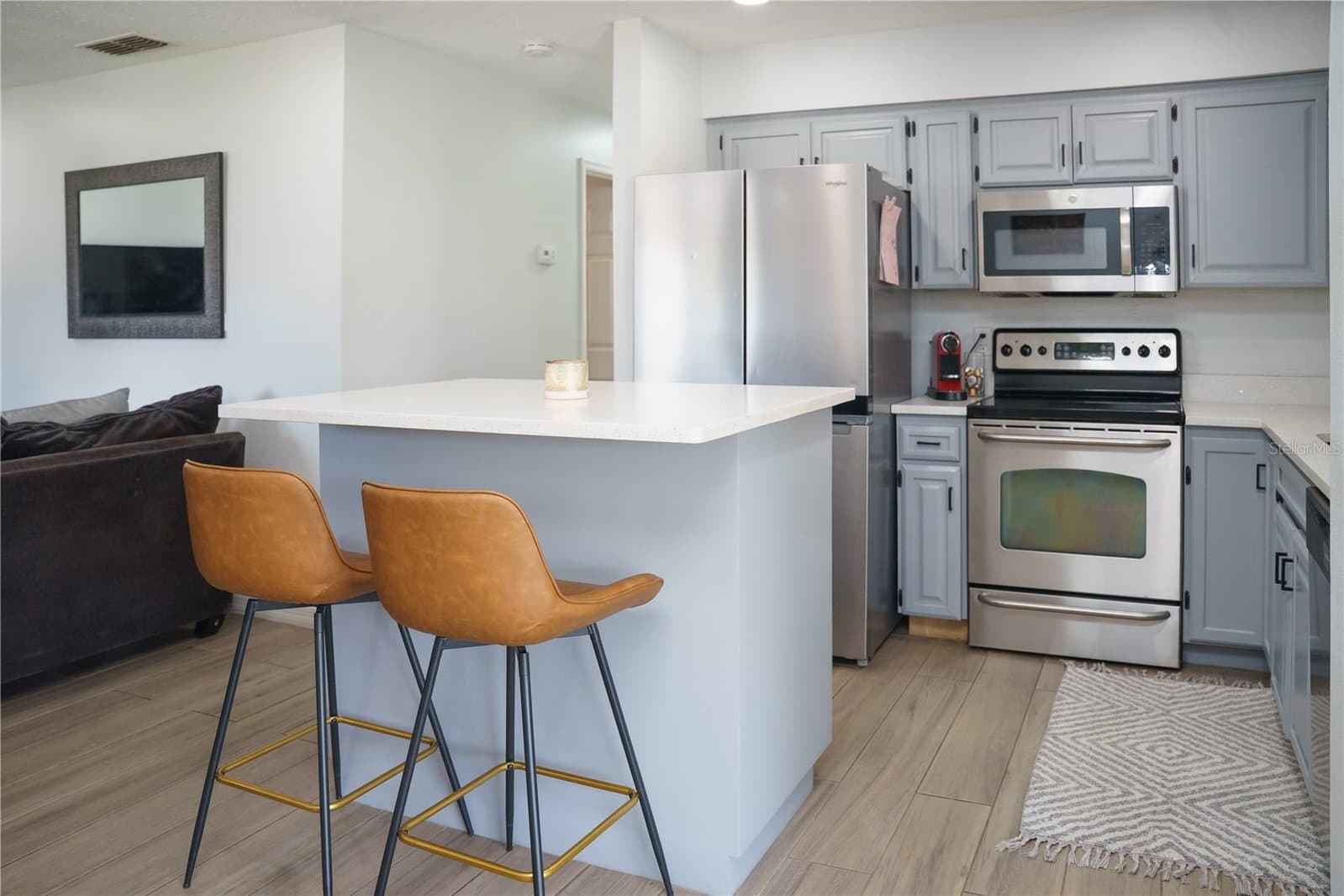 6552 WEST SHORE