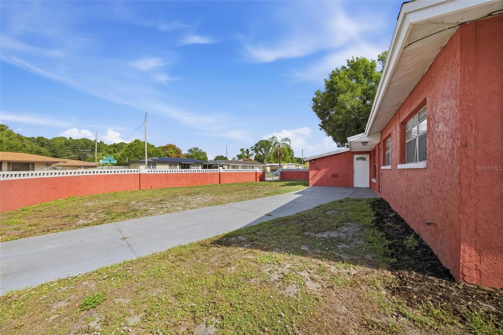 7102 DELLWOOD