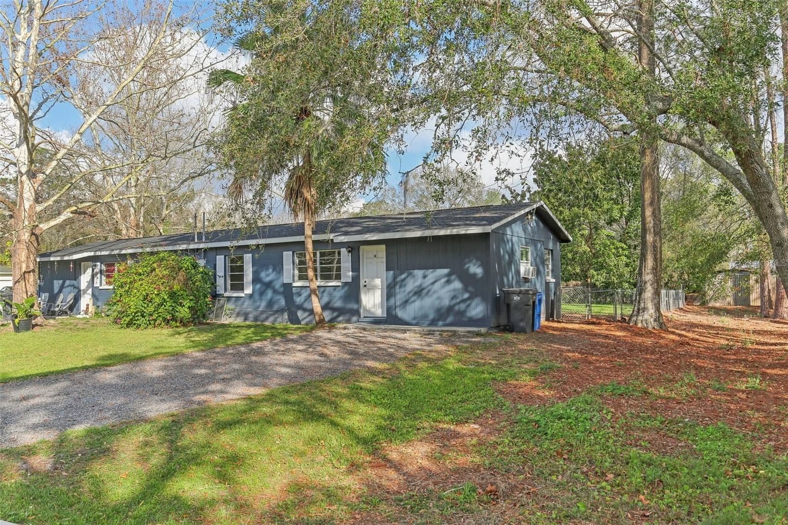7711 AMHERST