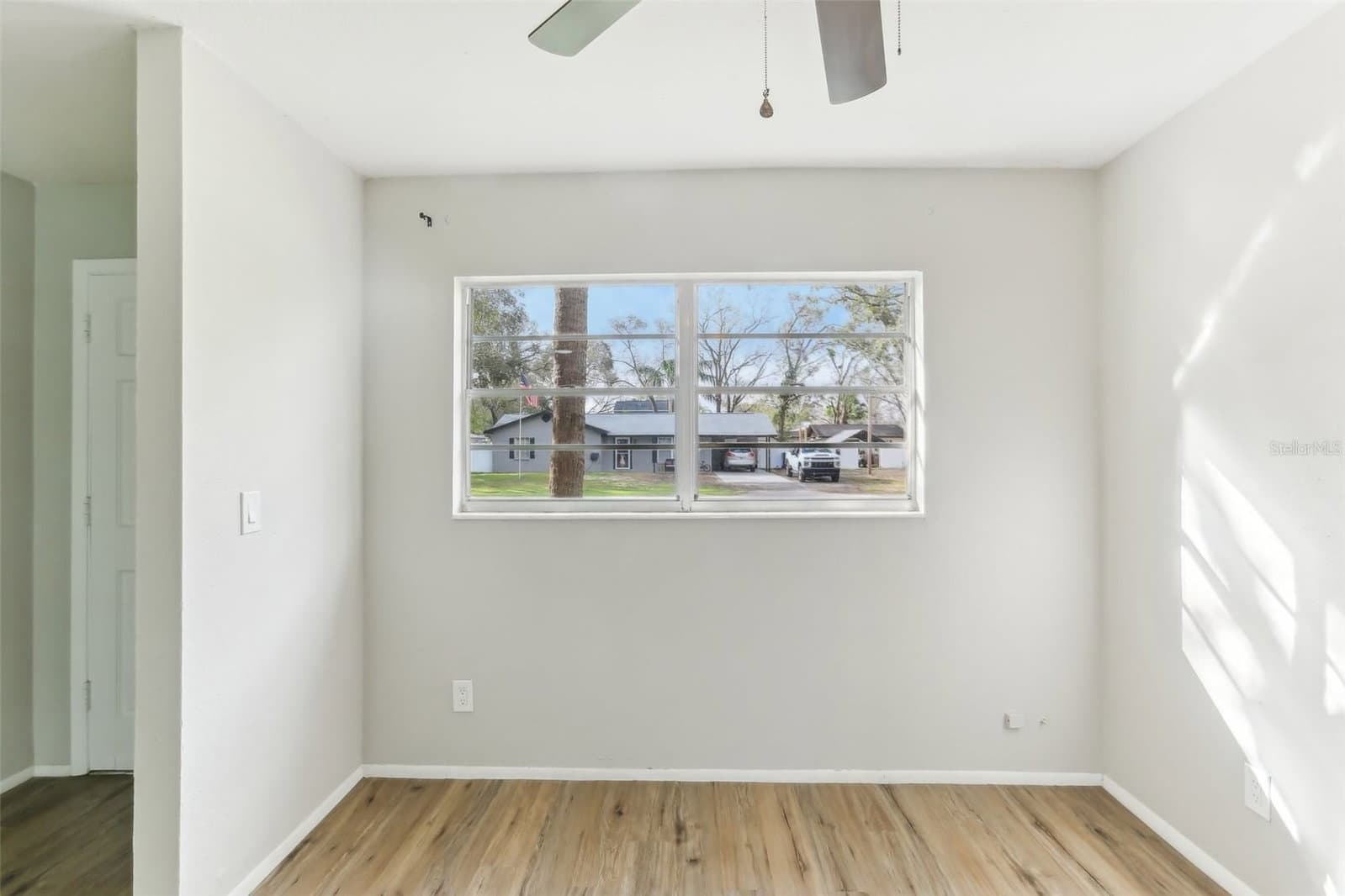 7711 AMHERST
