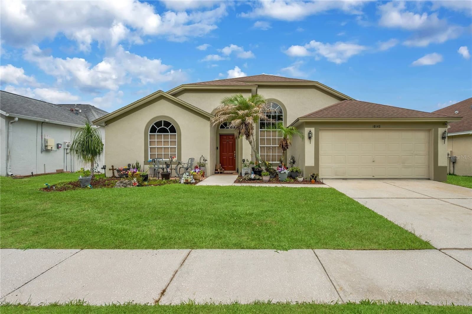 18140 PALM BREEZE