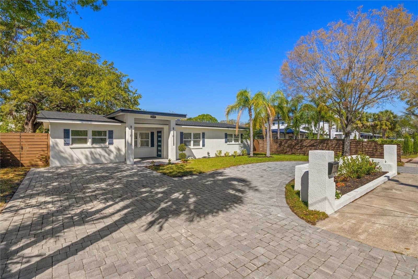 2117 WEST SHORE