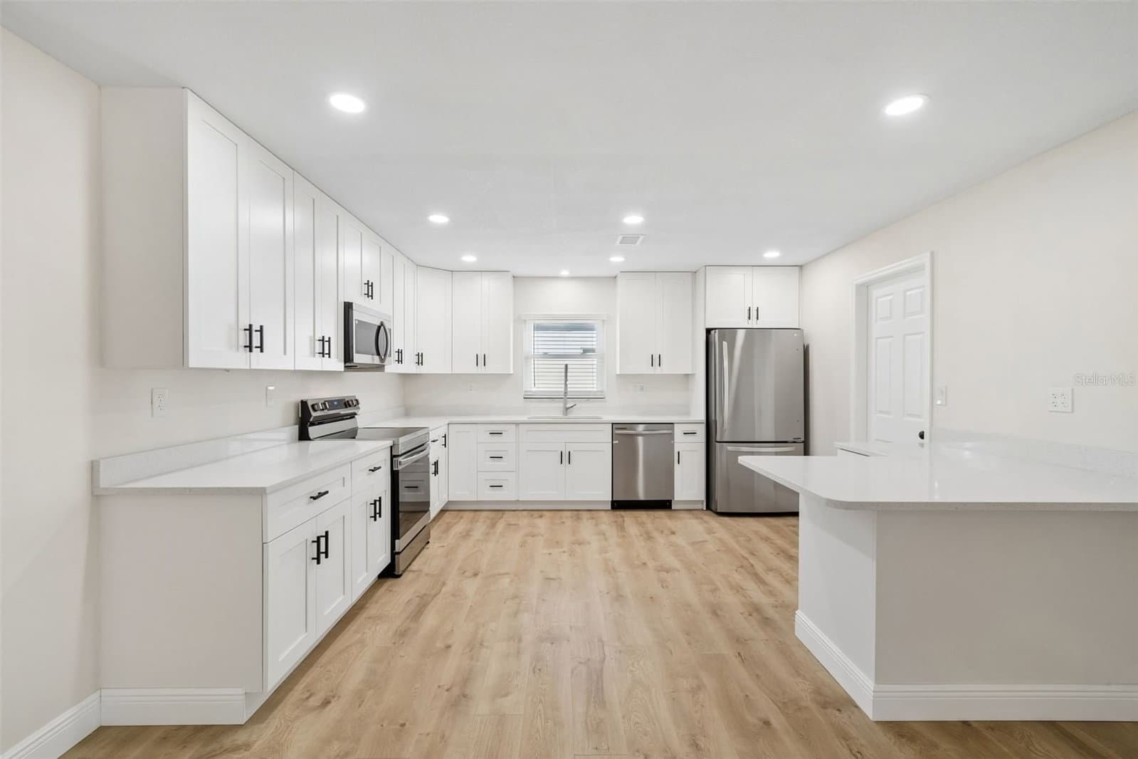 6003 TAMPA SHORES