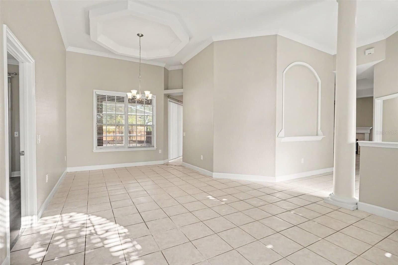 5535 SUMMERLAND HILLS