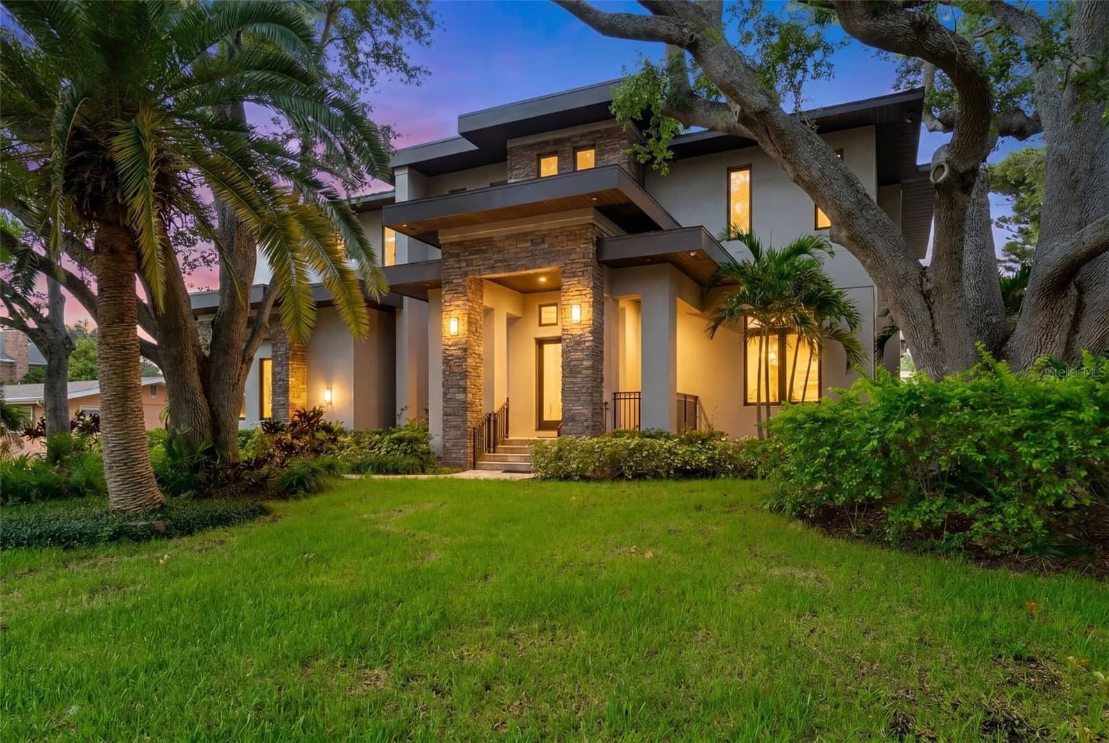4905 SPRING LAKE