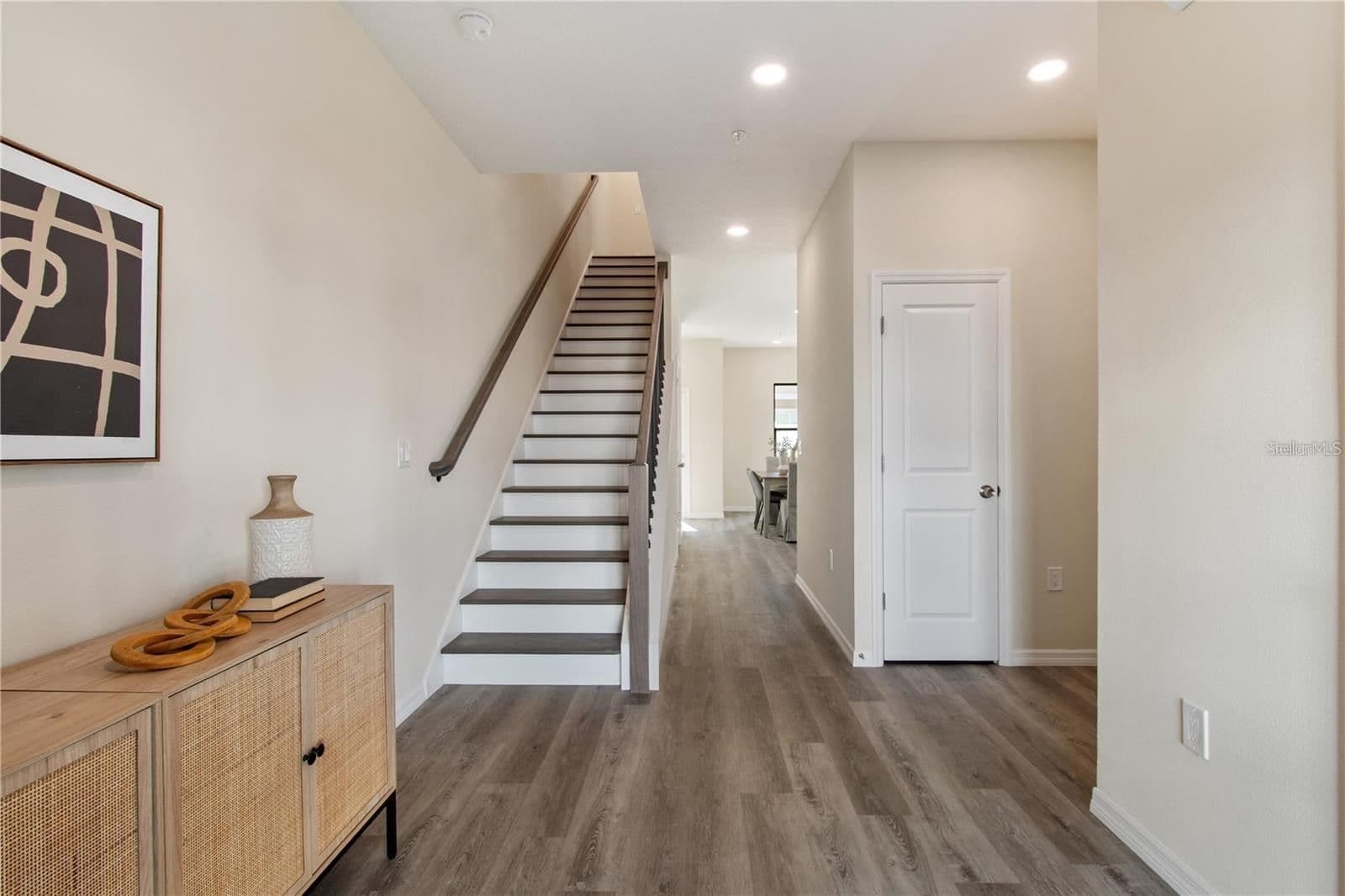 4367 CAMBIO GARDENS