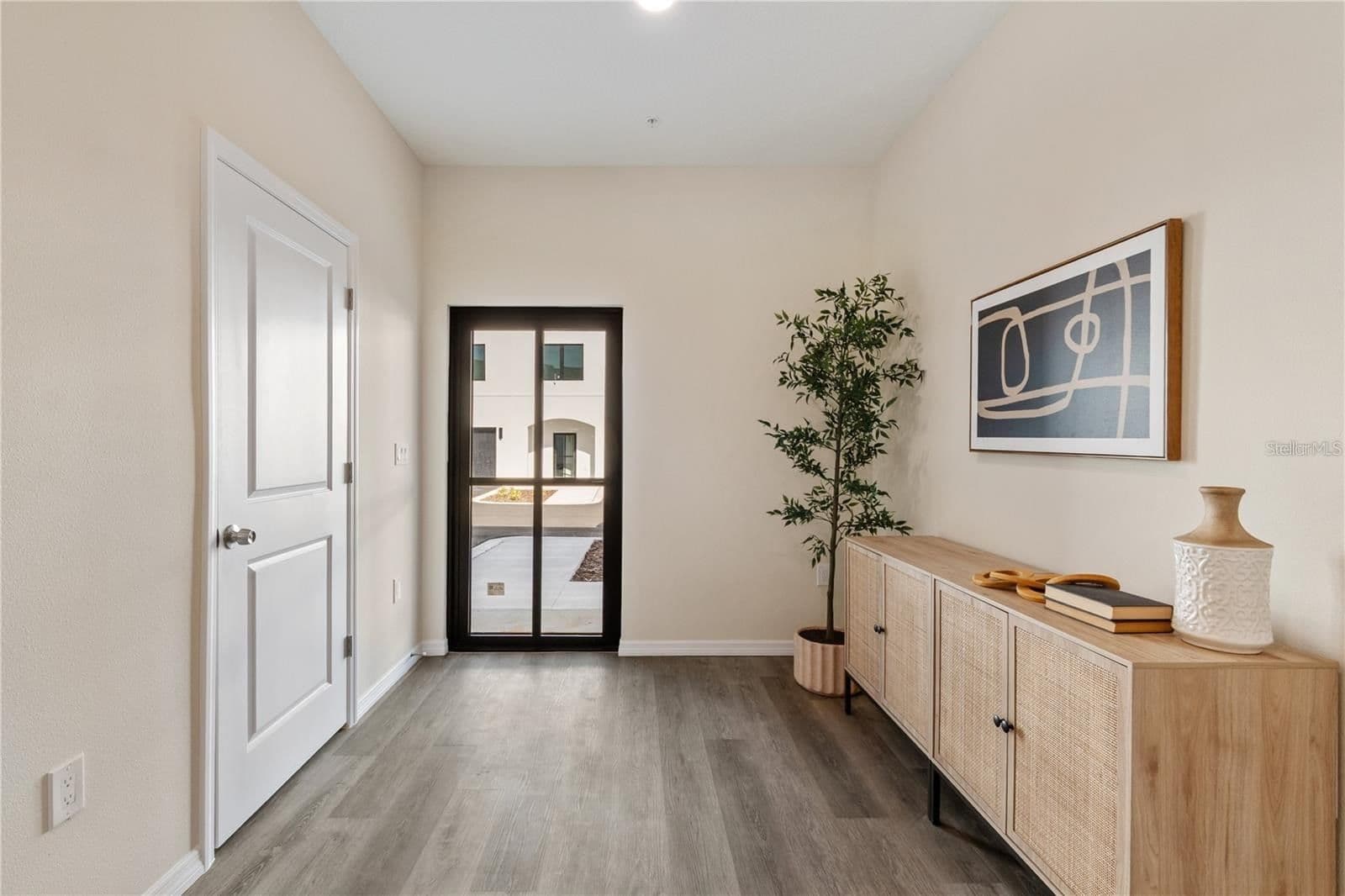 4367 CAMBIO GARDENS