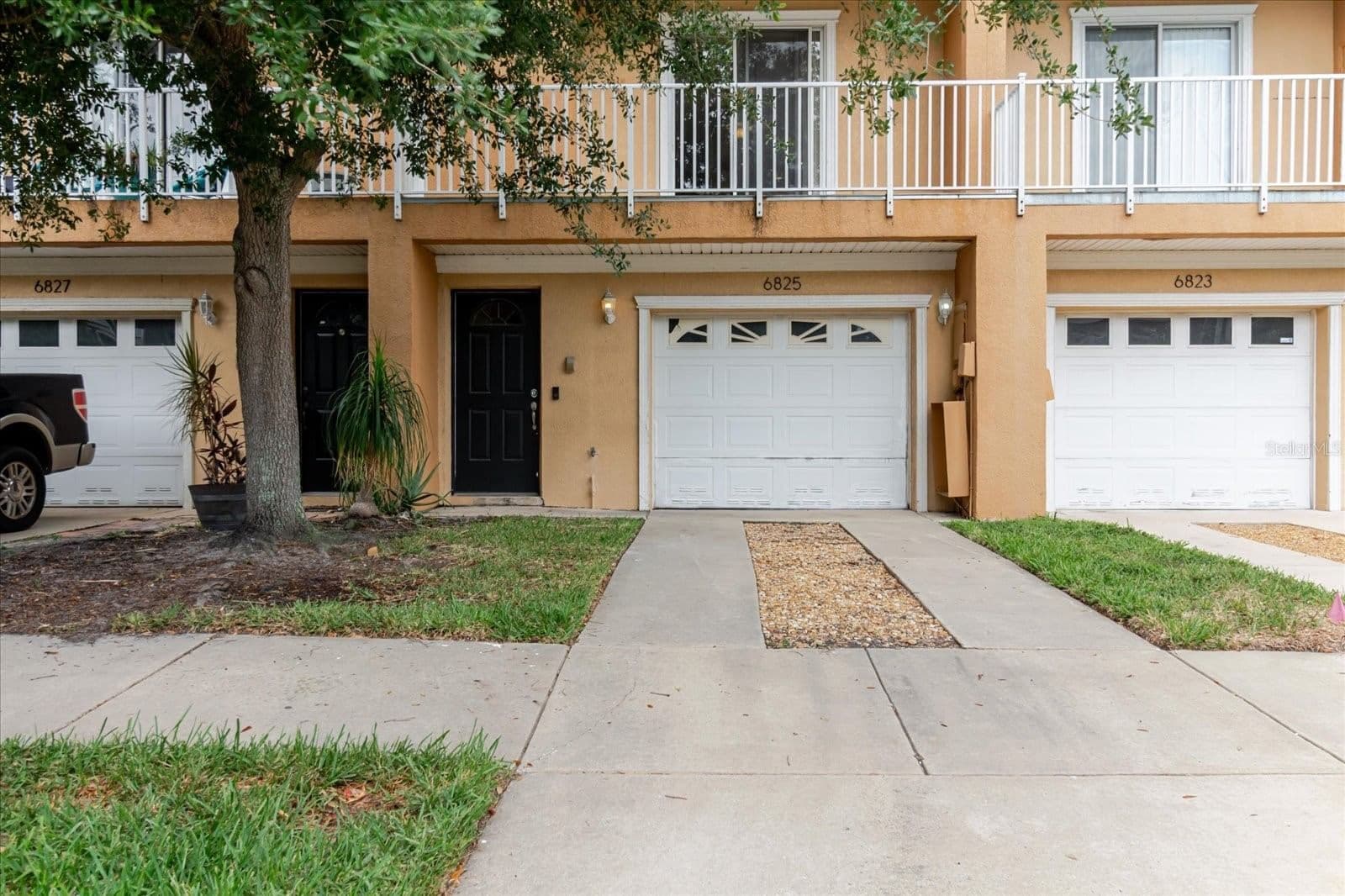 6825 KISSIMMEE