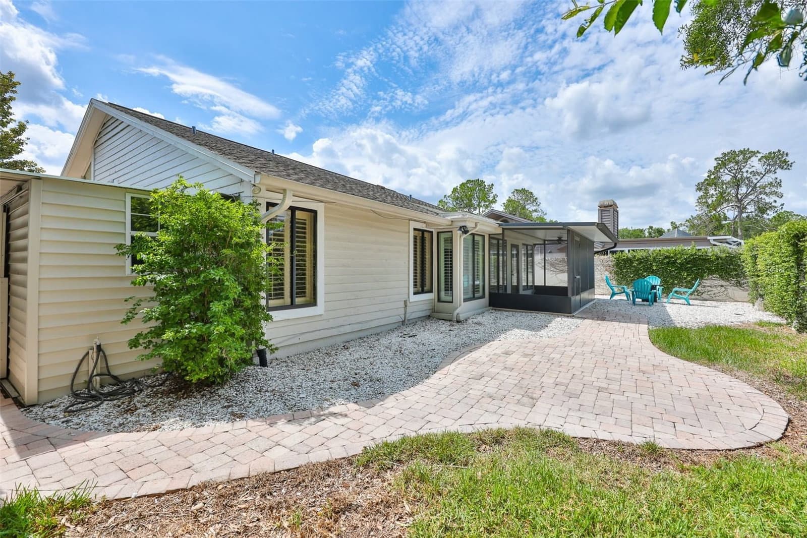 14651 VILLAGE GLEN