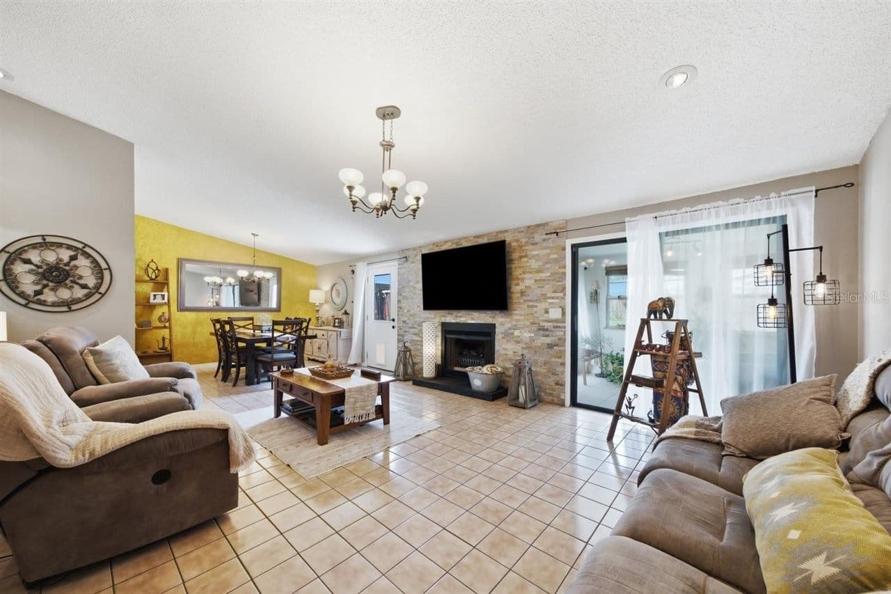 5309 BLACK PINE