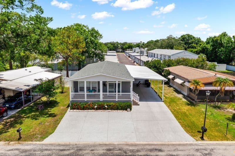 8903 SHELDON WEST