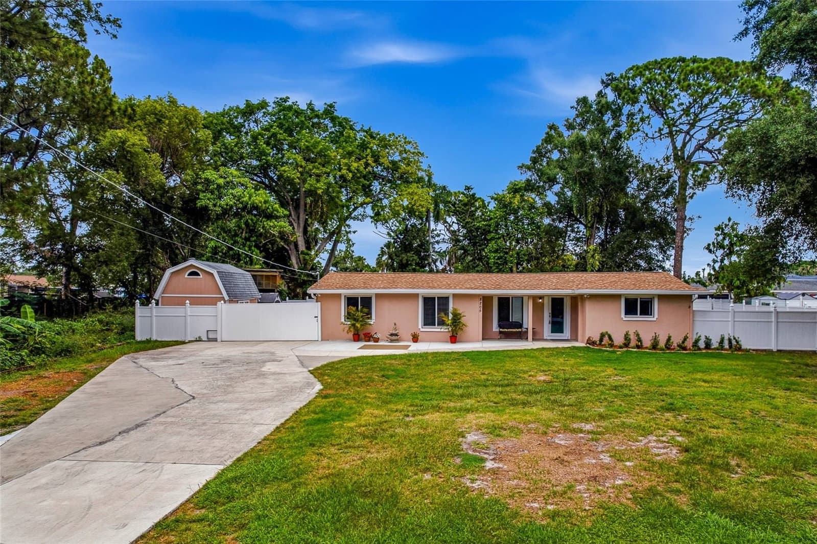 8205 WESTRIDGE