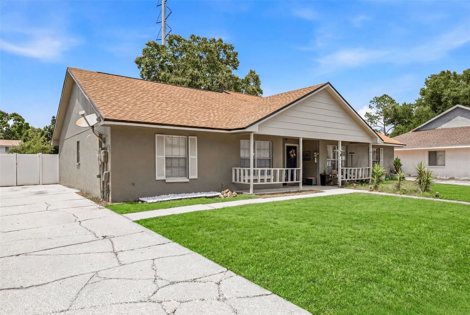 3257 LAUREL DALE