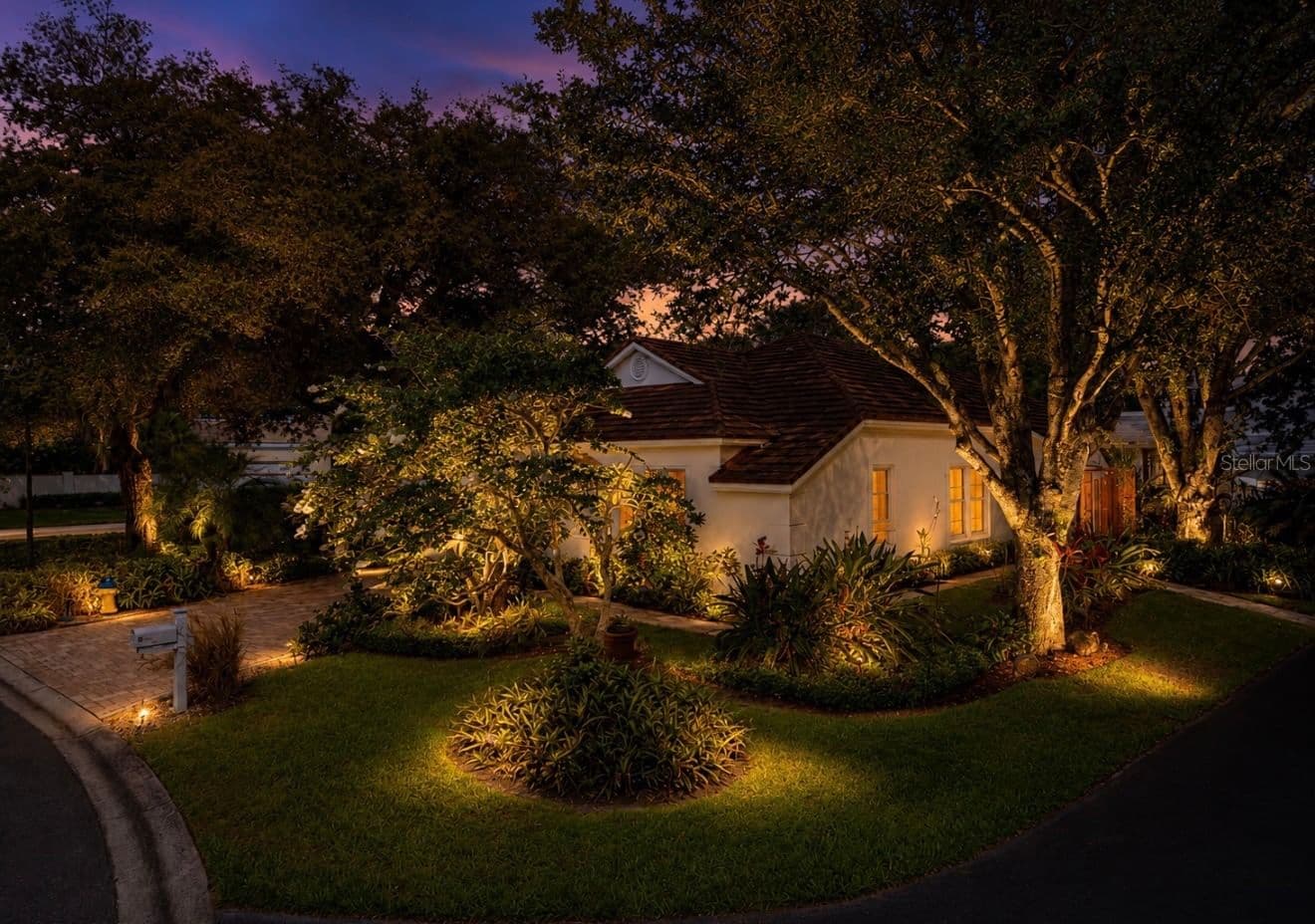 5204 GREEN FOREST