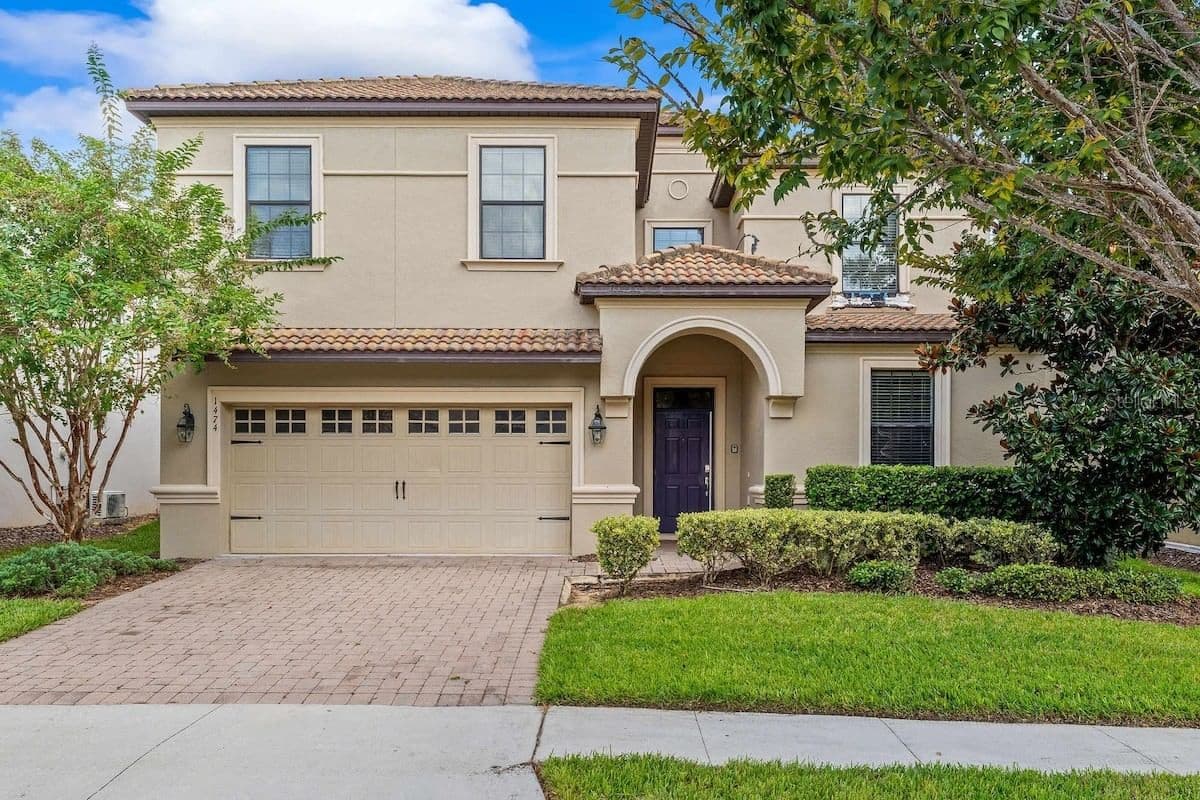 1474 ROLLING FAIRWAY