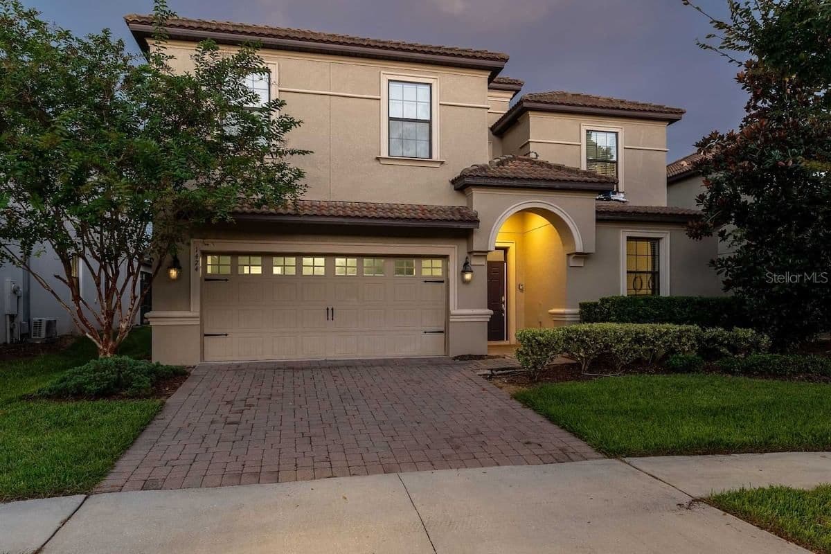1474 ROLLING FAIRWAY