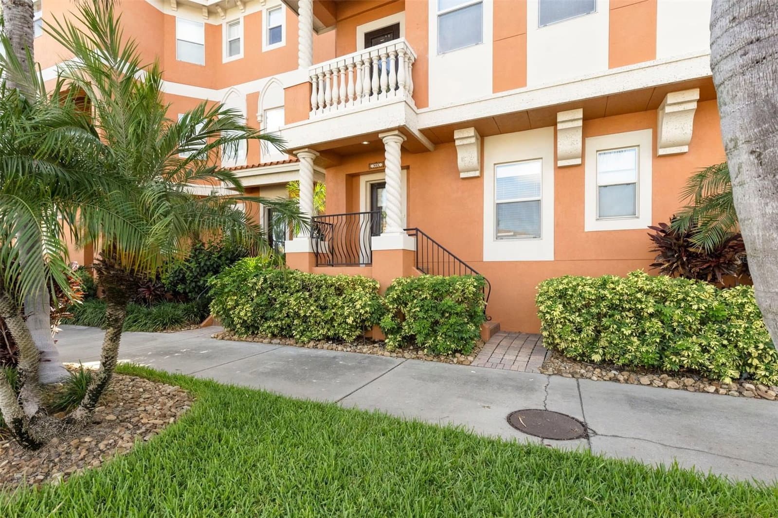 905 VILLA VENICIA