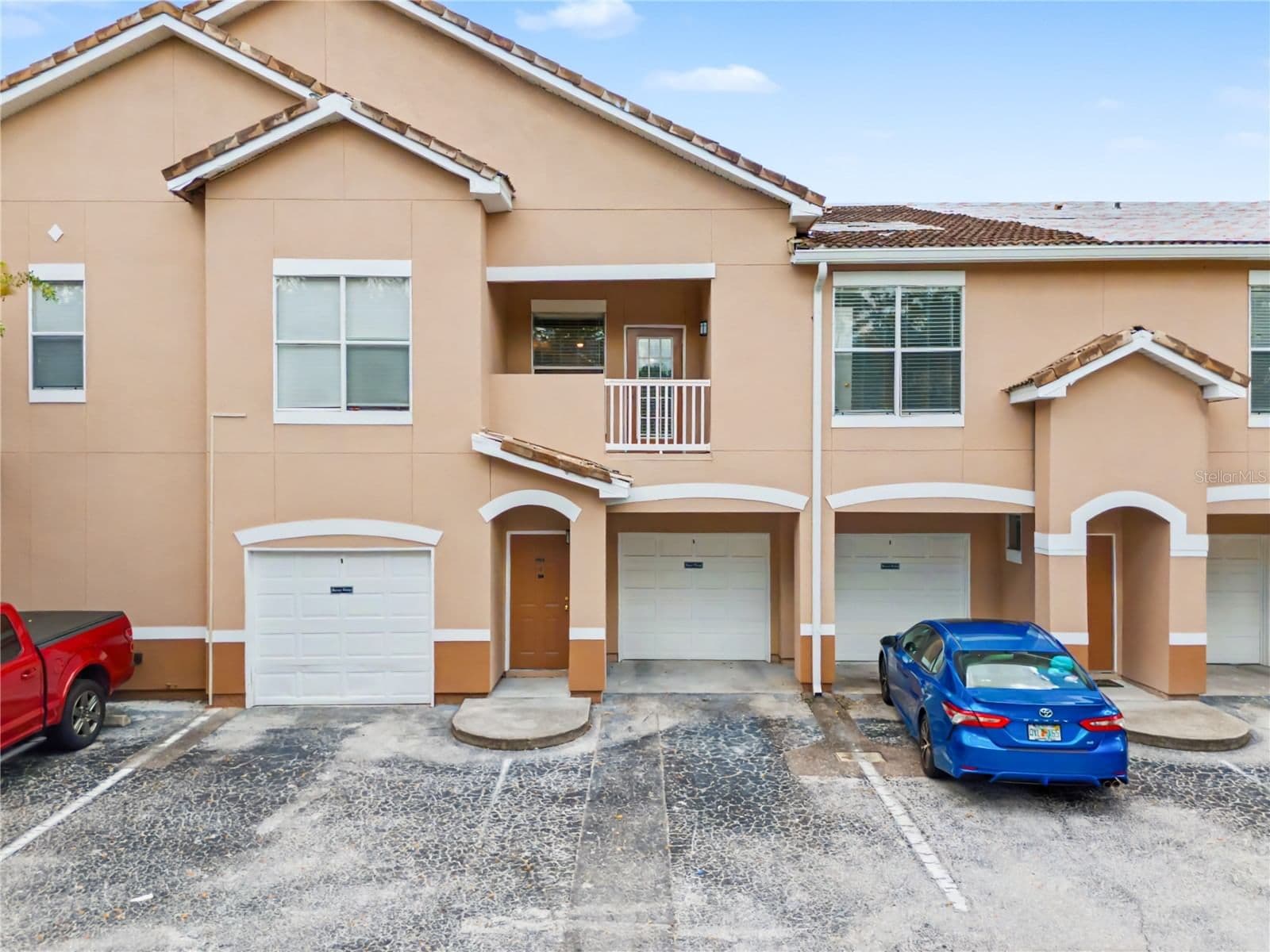 18111 VILLA CREEK