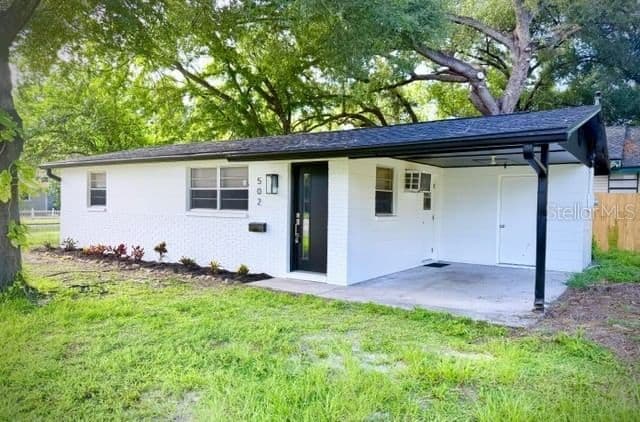 502 KNOLLWOOD