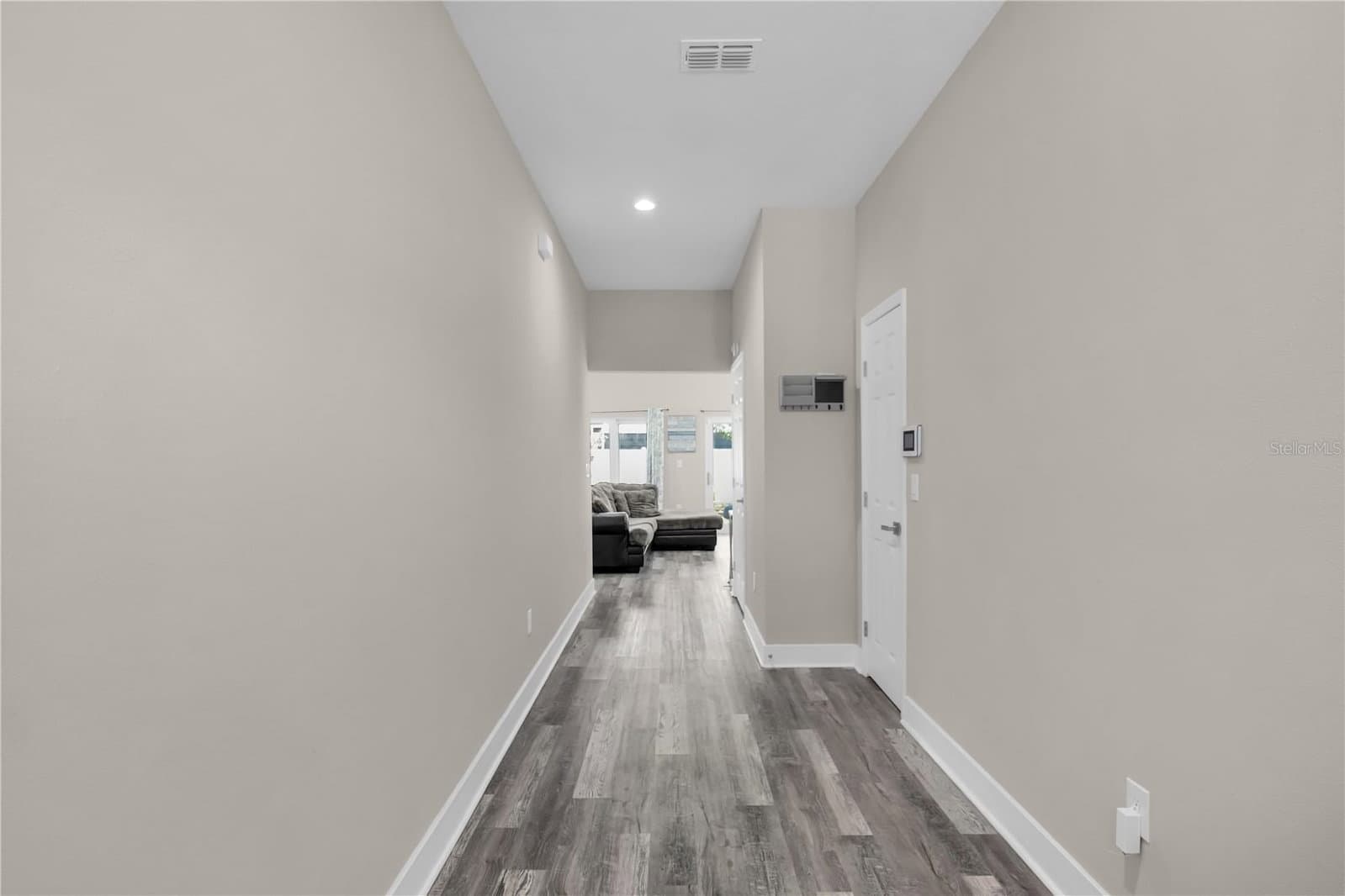 2404 CASSELL