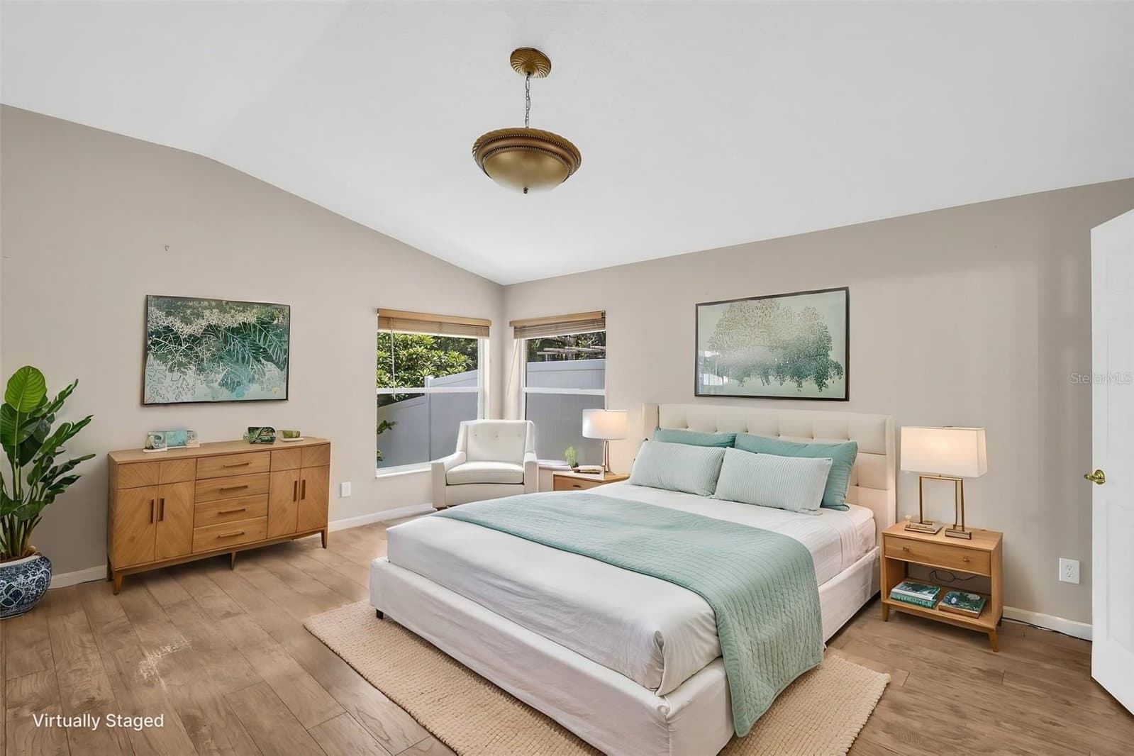 12415 RUSTIC VIEW