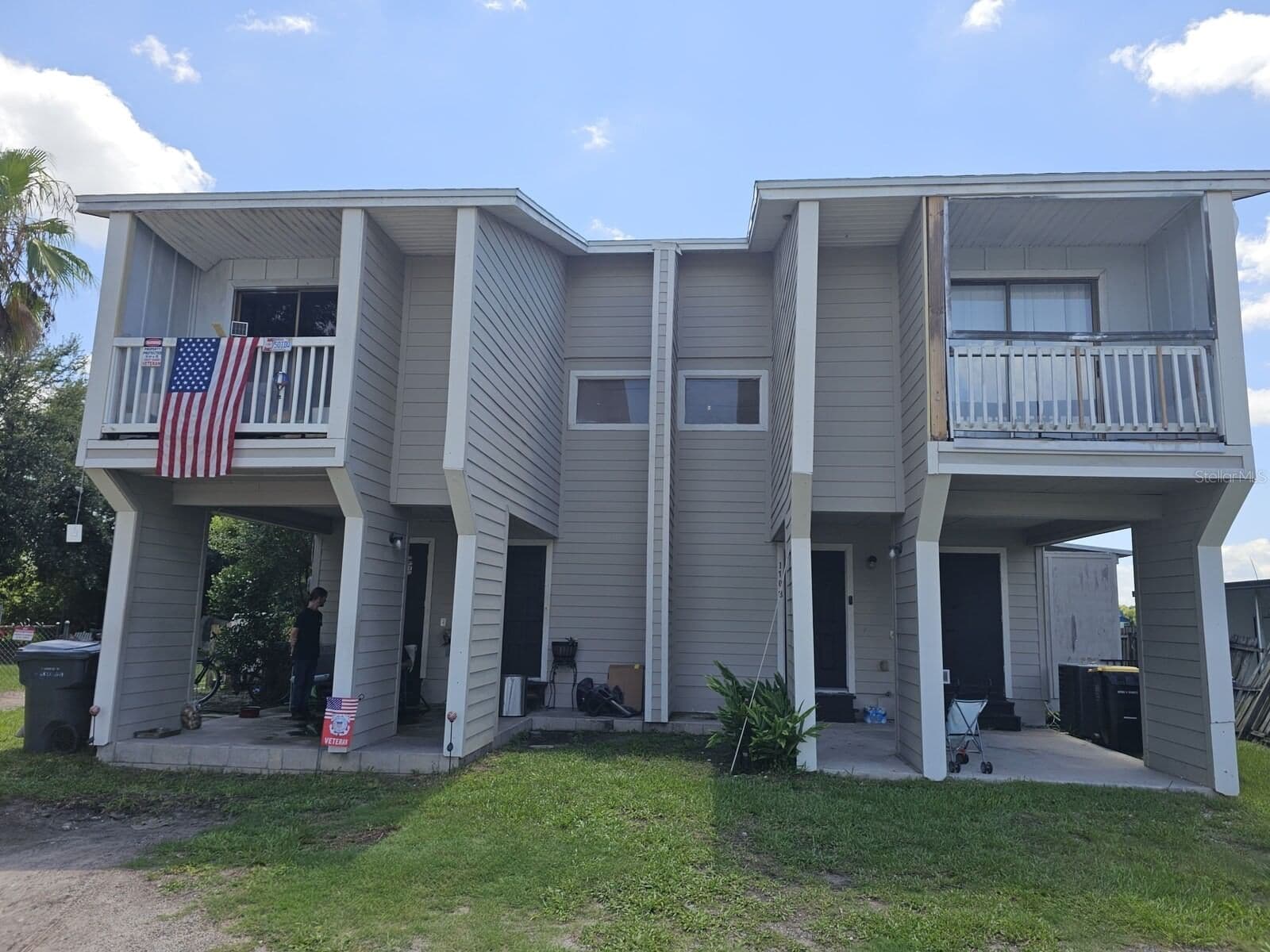 1108 COUNTRY CLUB