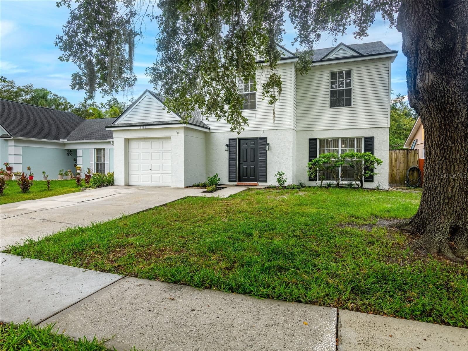 9703 FOX HOLLOW
