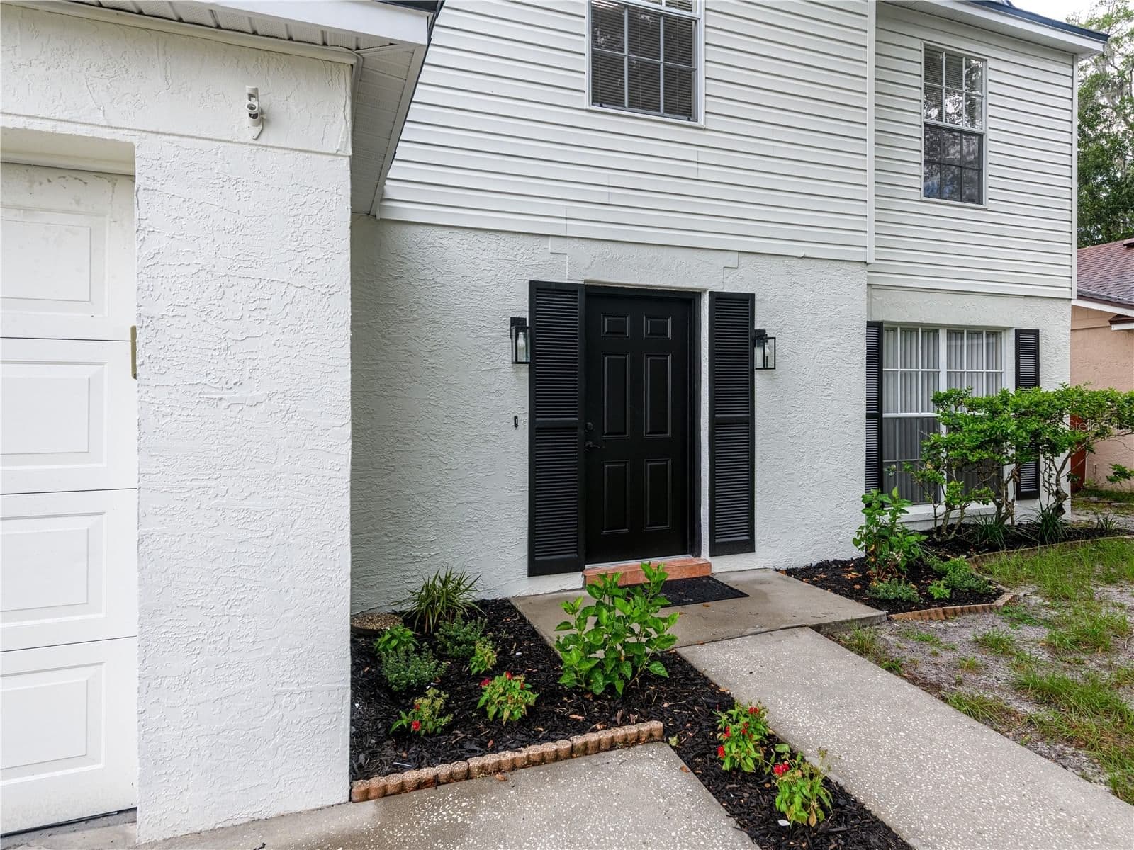 9703 FOX HOLLOW