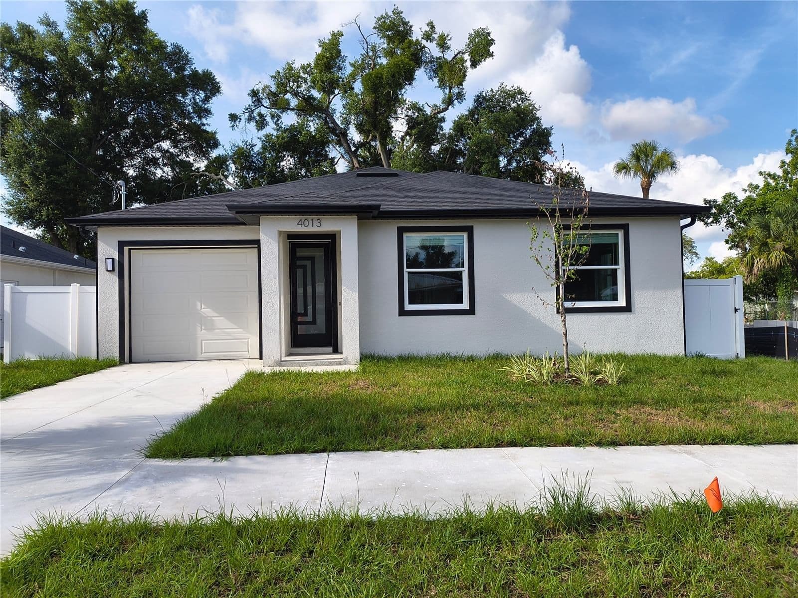 4013 CURTIS