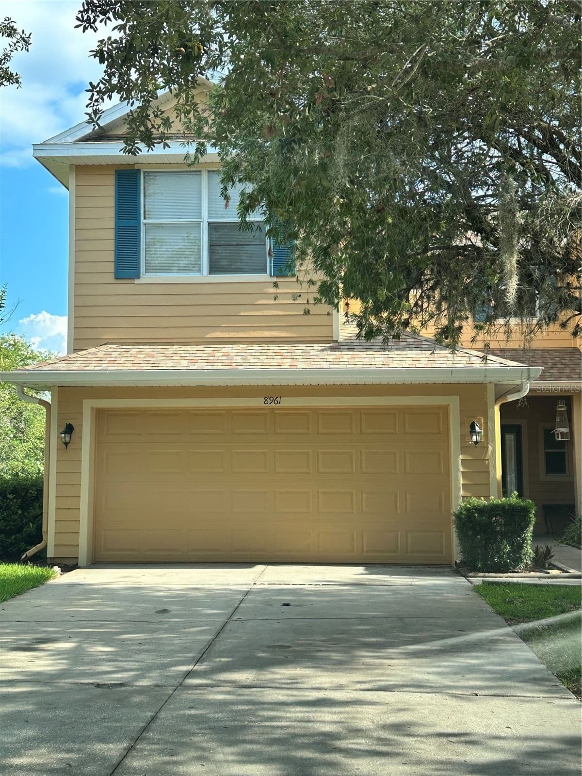 8961 IRON OAK