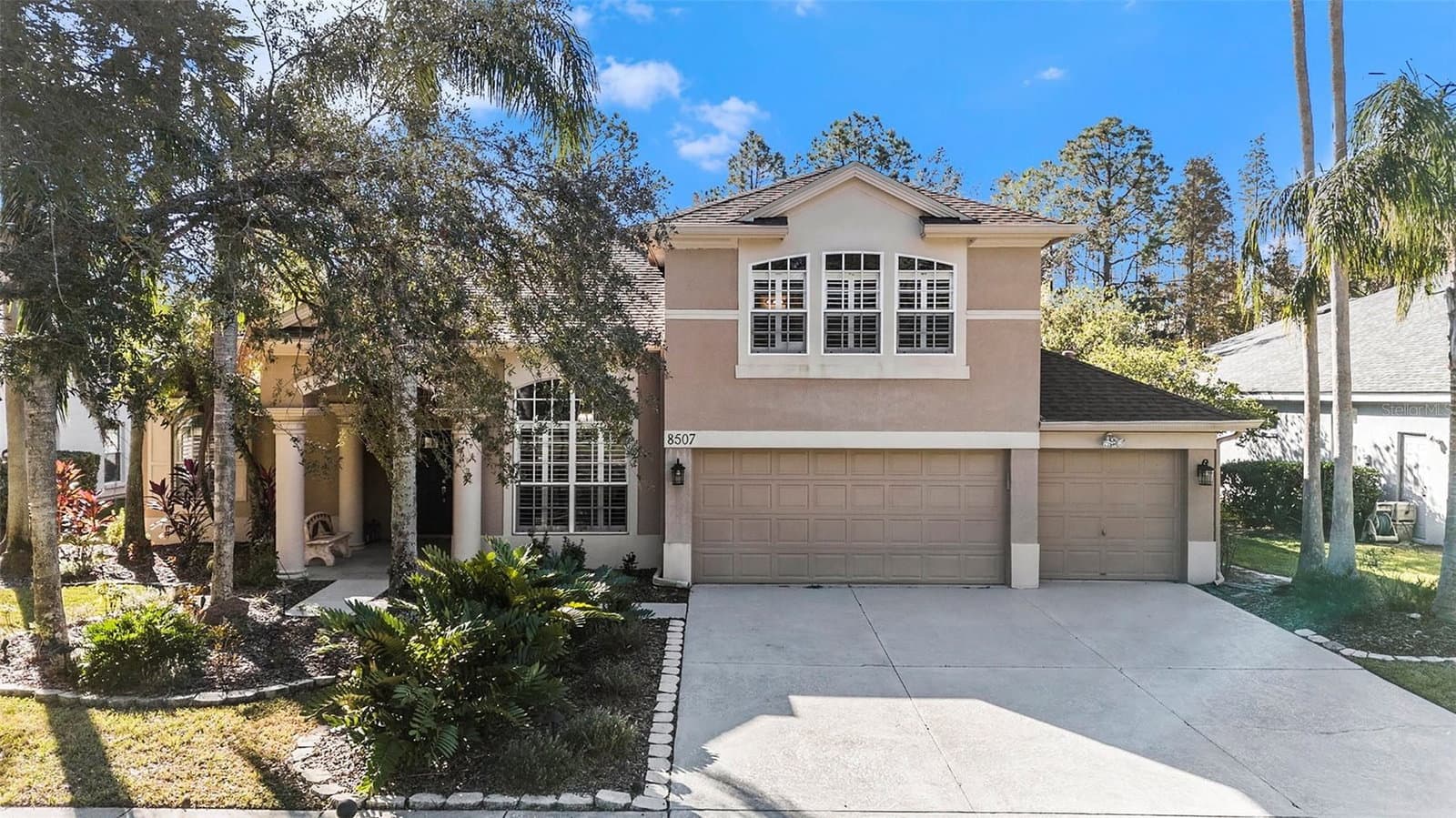 8507 PORTAGE