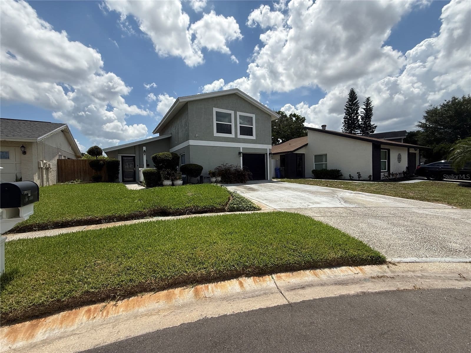 10009 REGAL WOODS