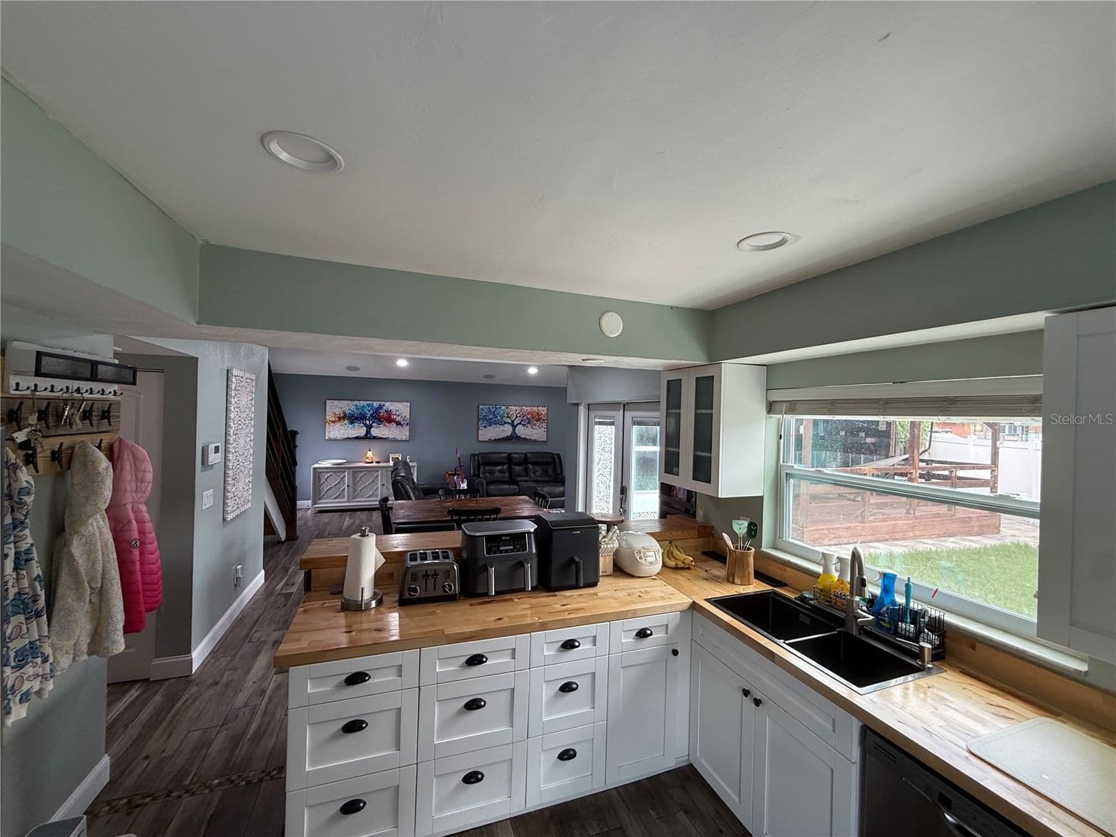 10009 REGAL WOODS