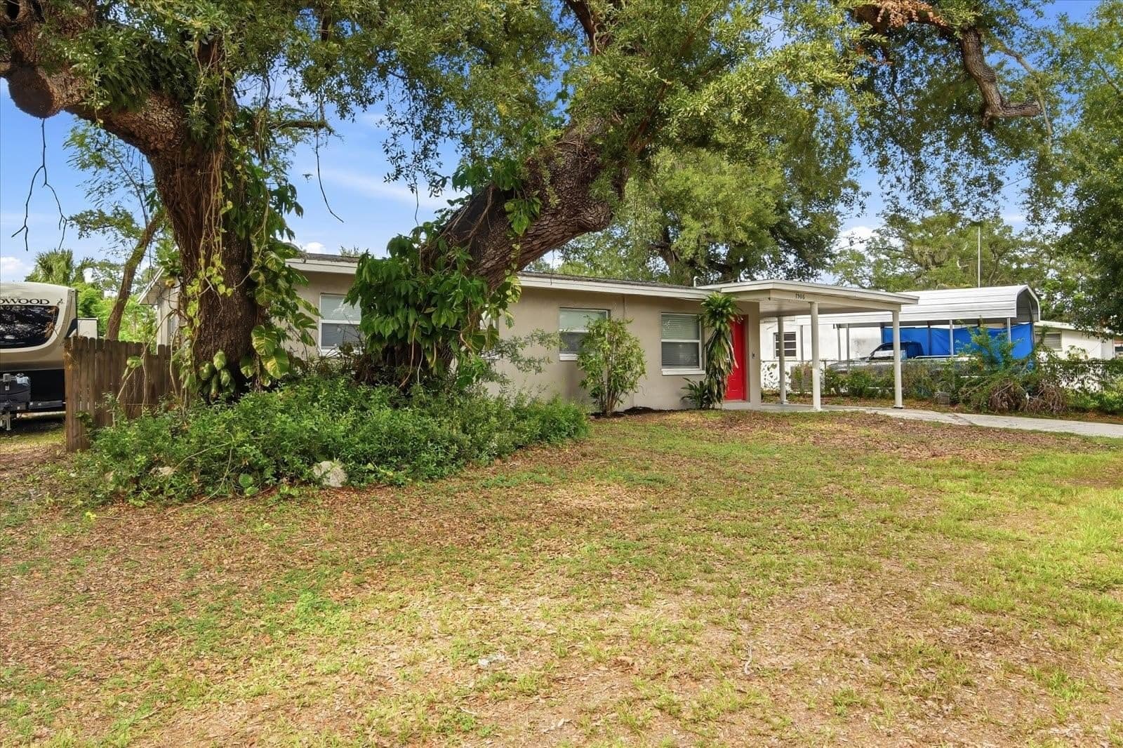 7506 CORAL VINE