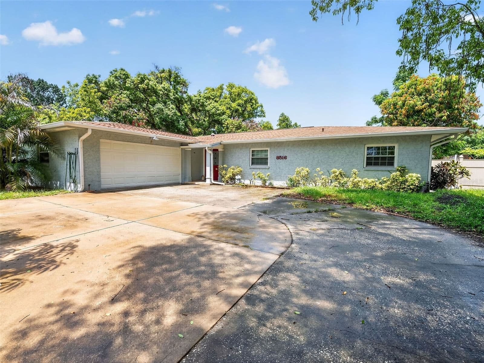 8516 TWIN LAKE BLVD