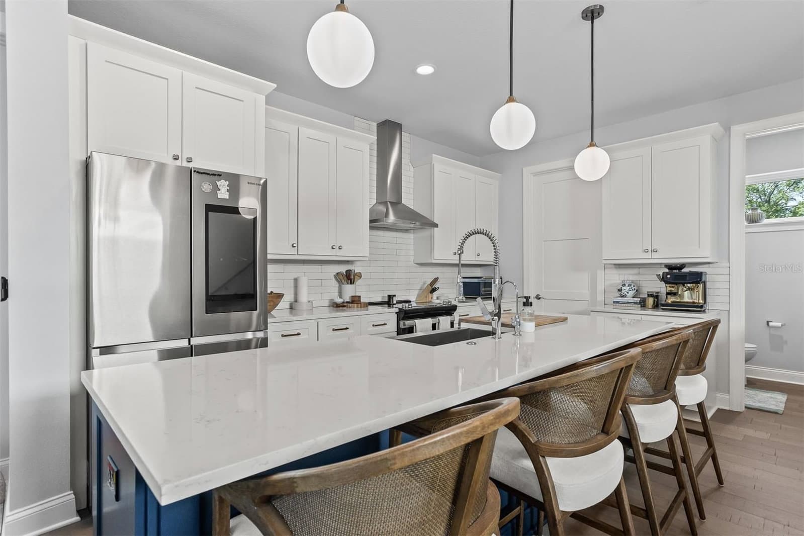 4722 LEGACY PARK