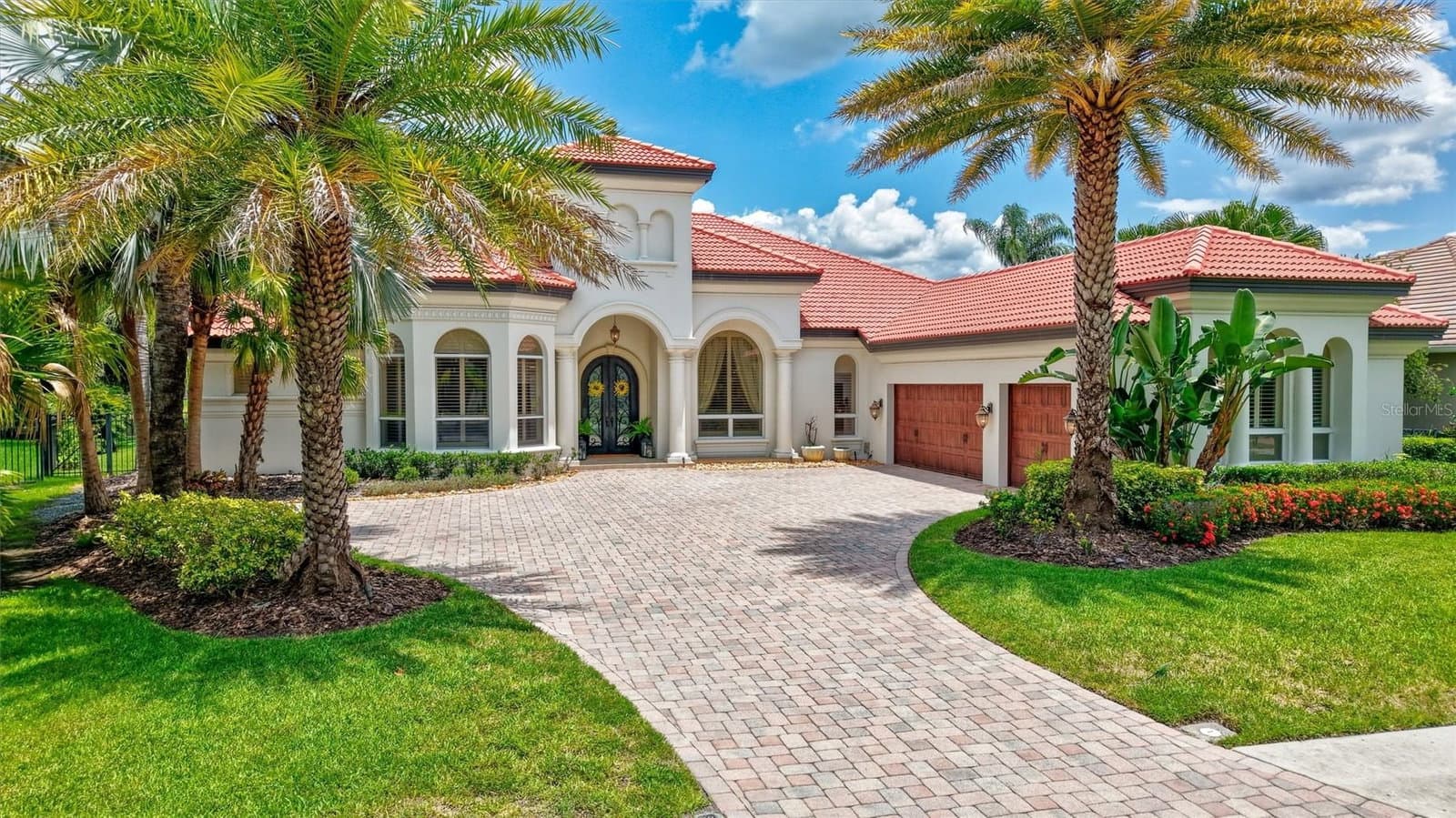 14742 WATERCHASE