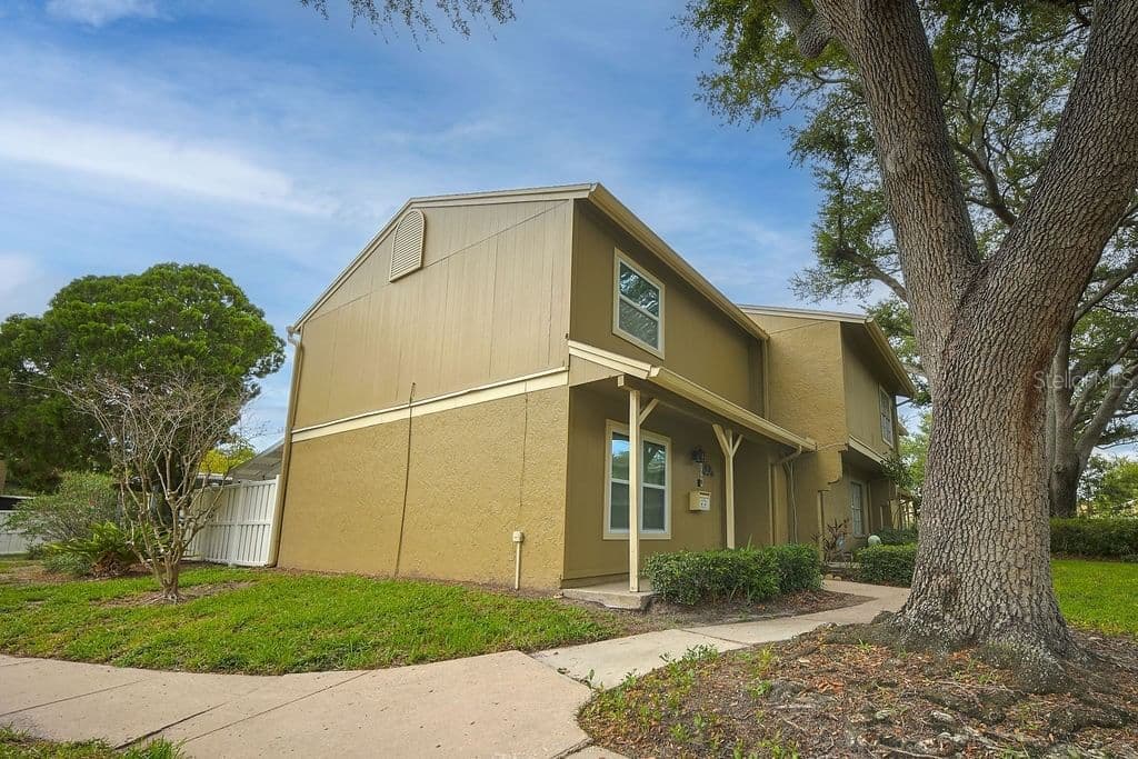 6902 SOLEDAD