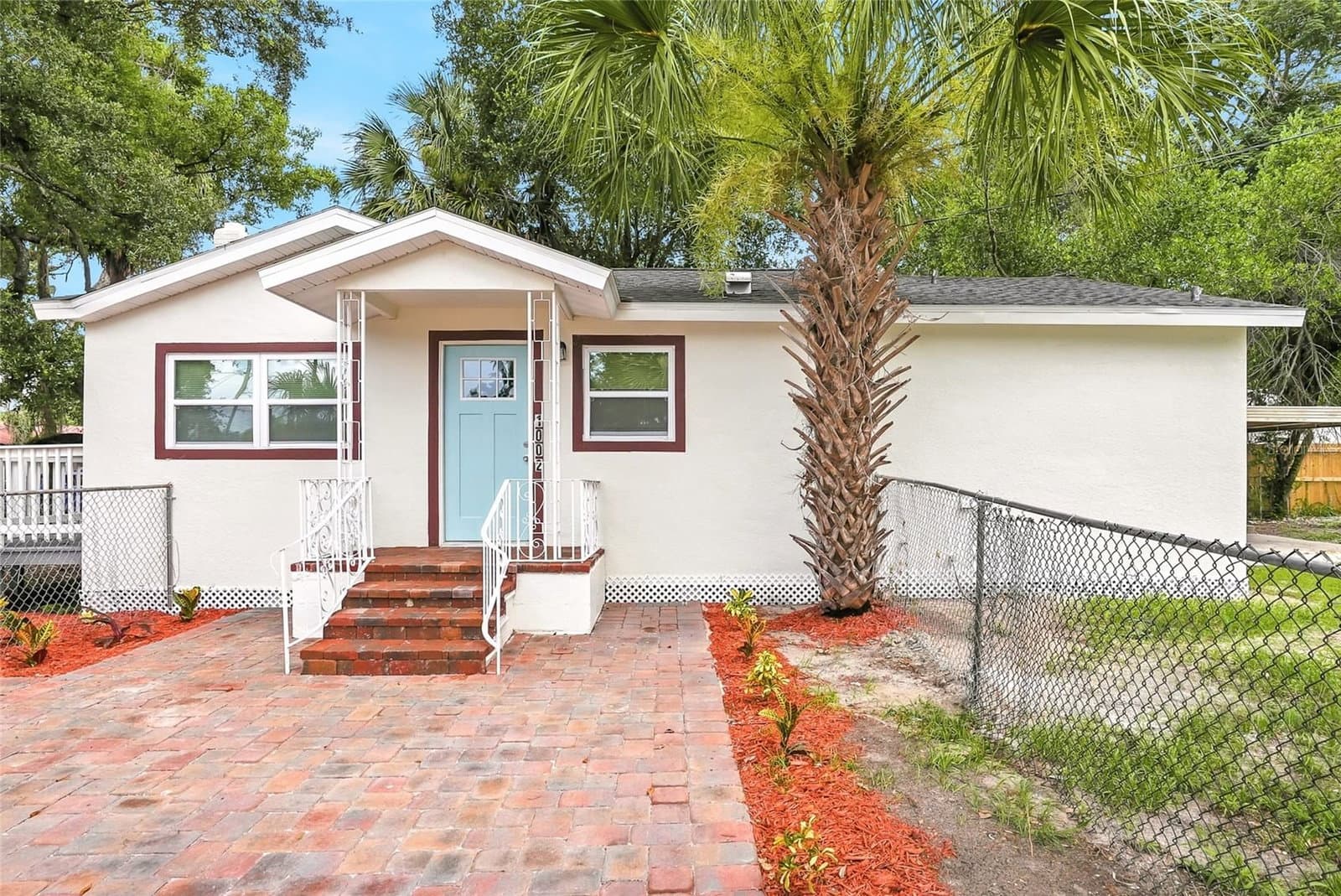 1002 SEWARD