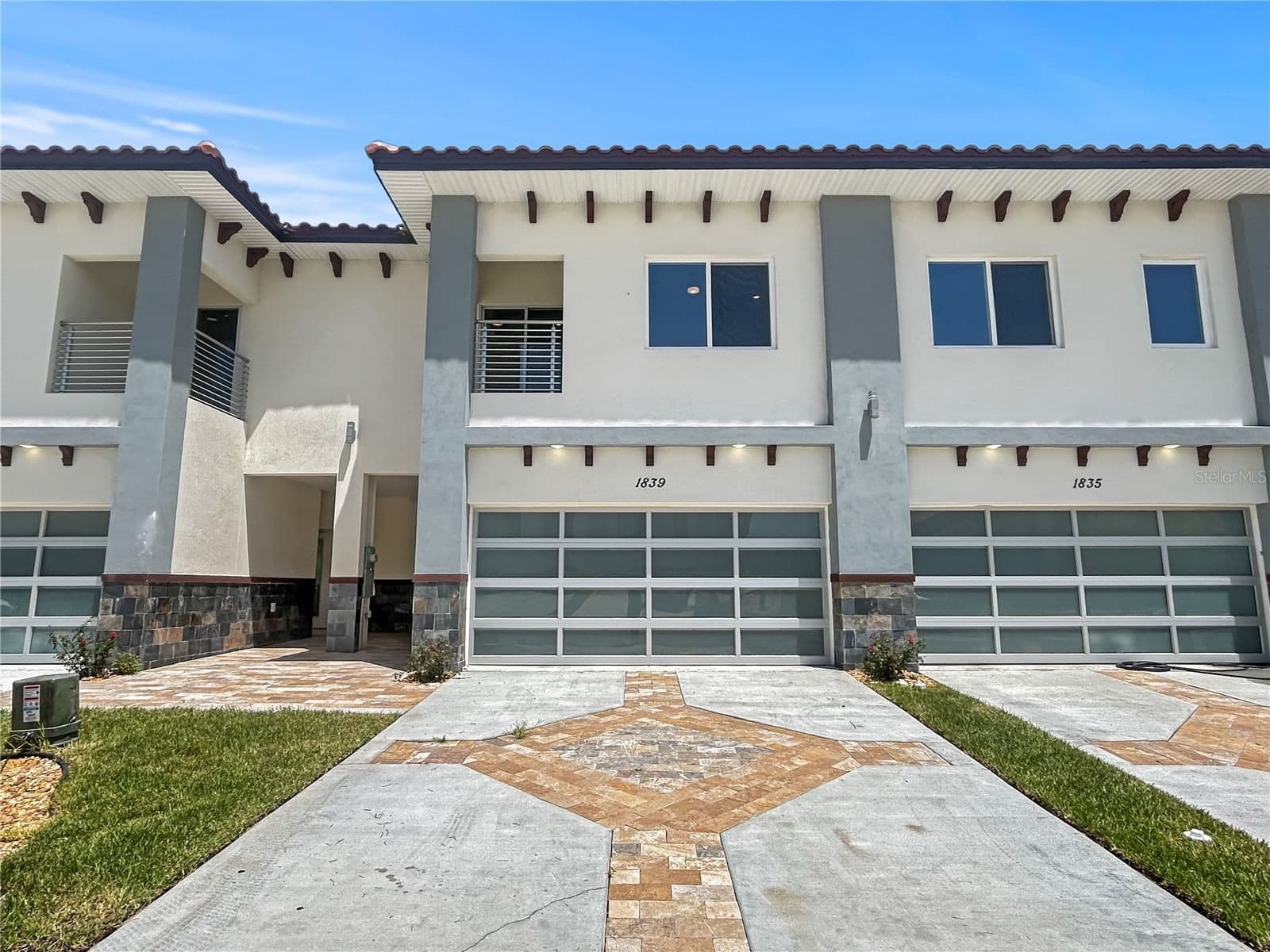 1839 BRENTWOOD
