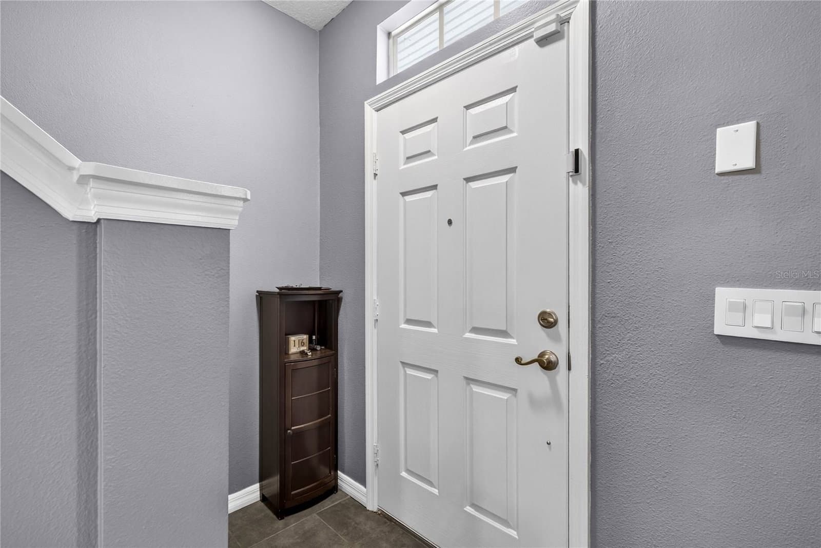 12315 COUNTRY WHITE