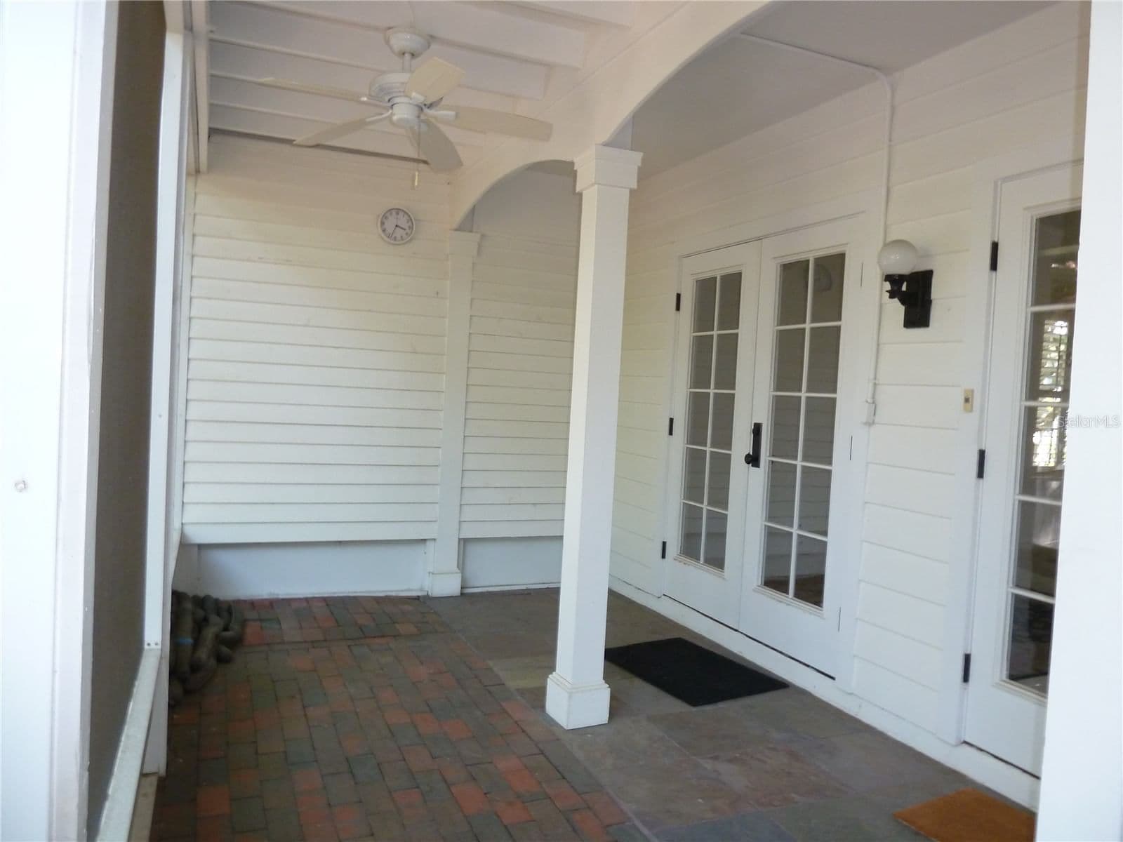 3302 VILLA ROSA