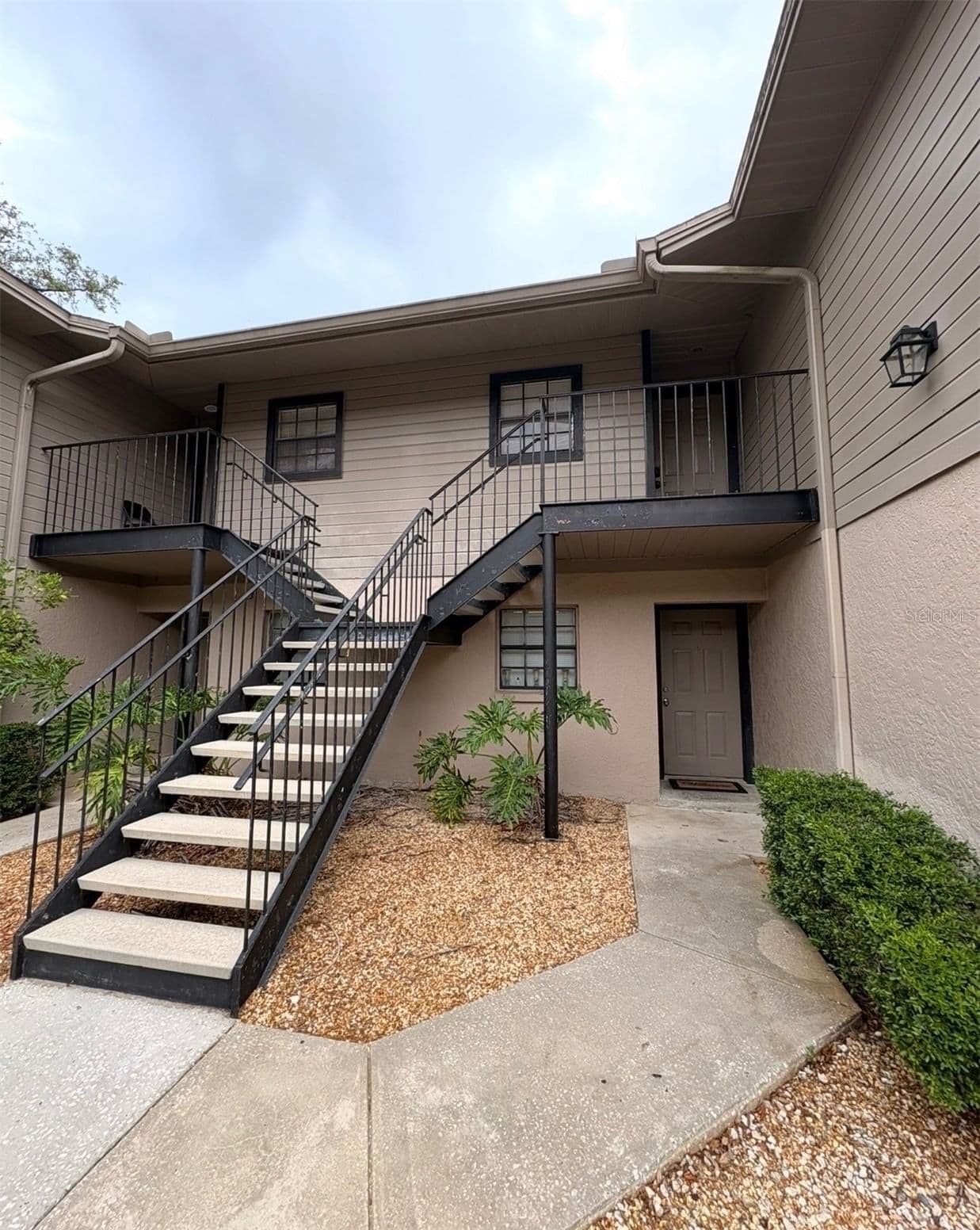 4015 ASHFORD GREEN