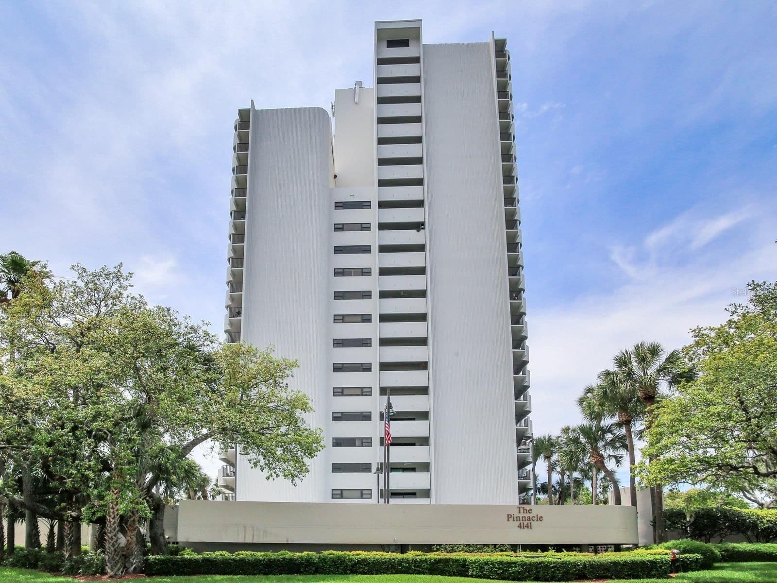 4141 BAYSHORE