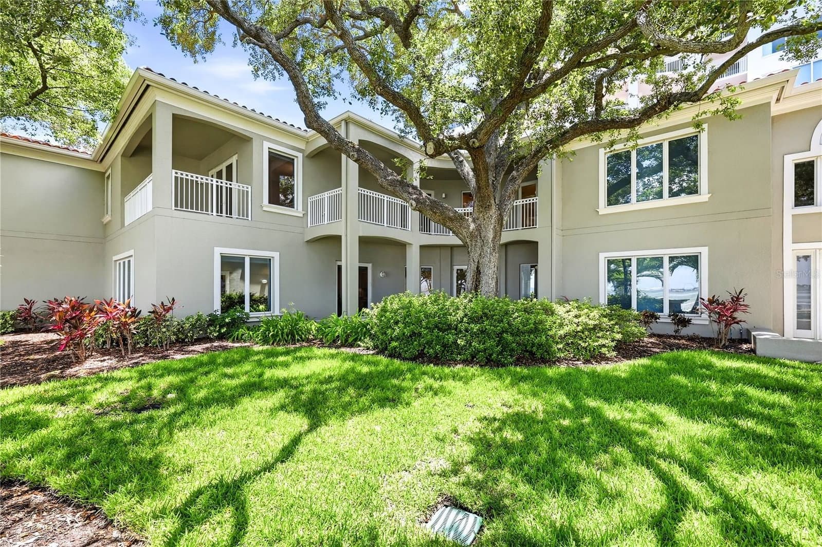 3507 BAYSHORE